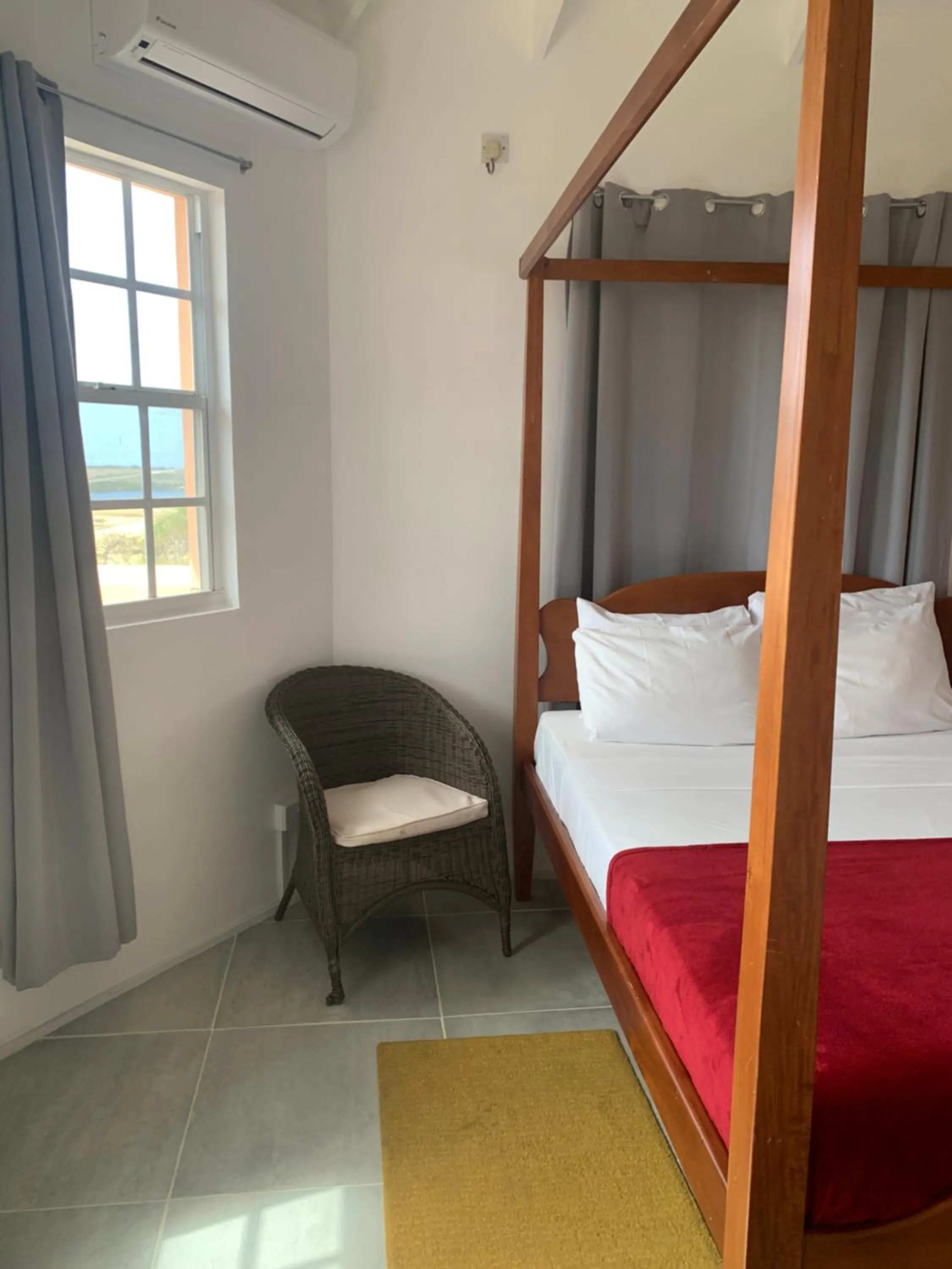 Bedroom, Bed in La Heliconia & Day Spa