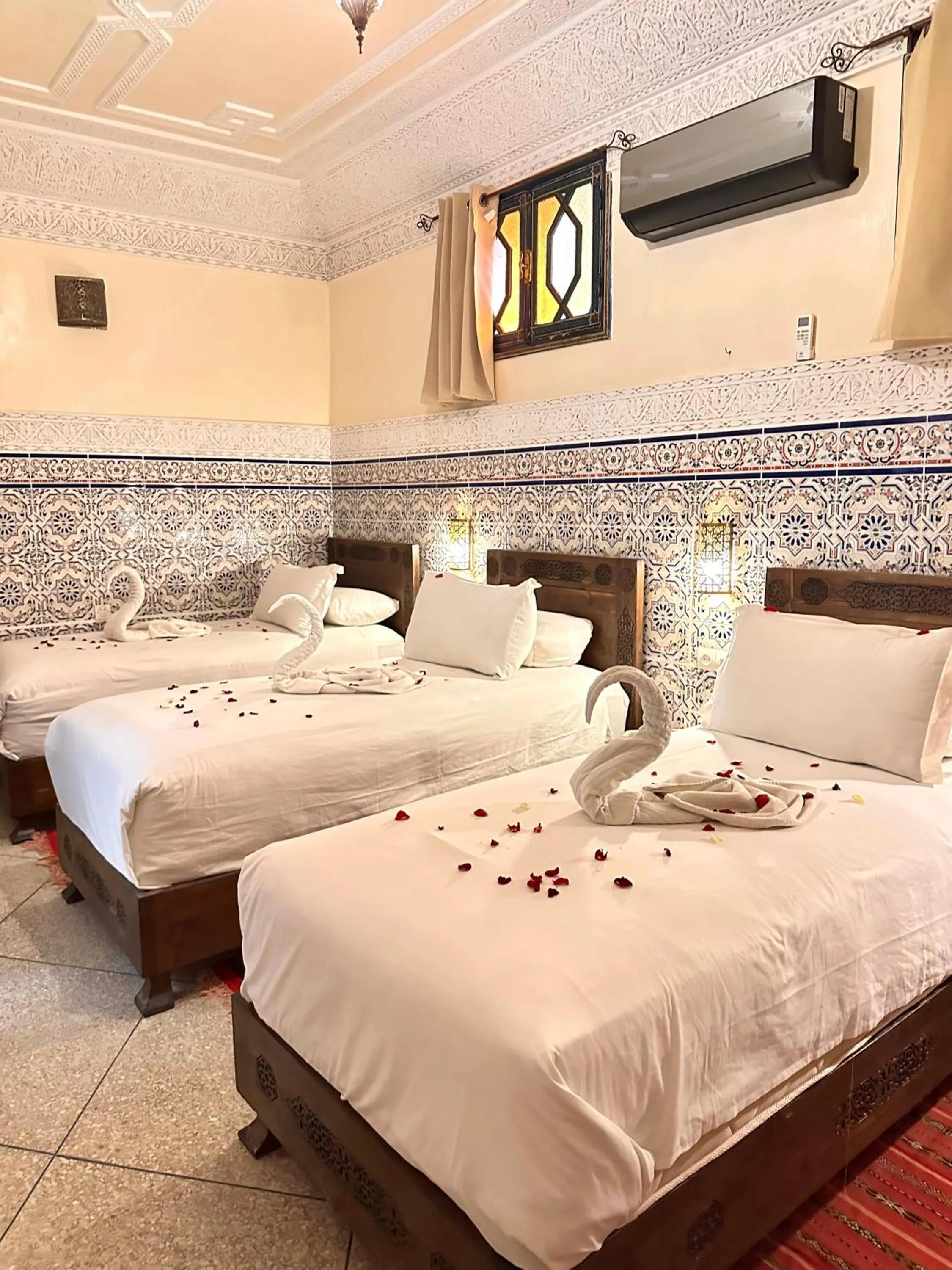 Bed in Riad Tasneem