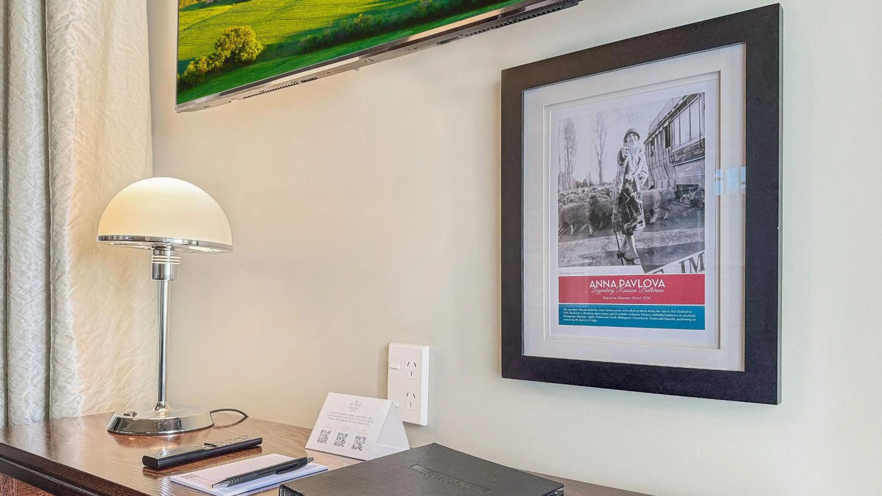 Decorative detail in Art Deco Masonic Hotel