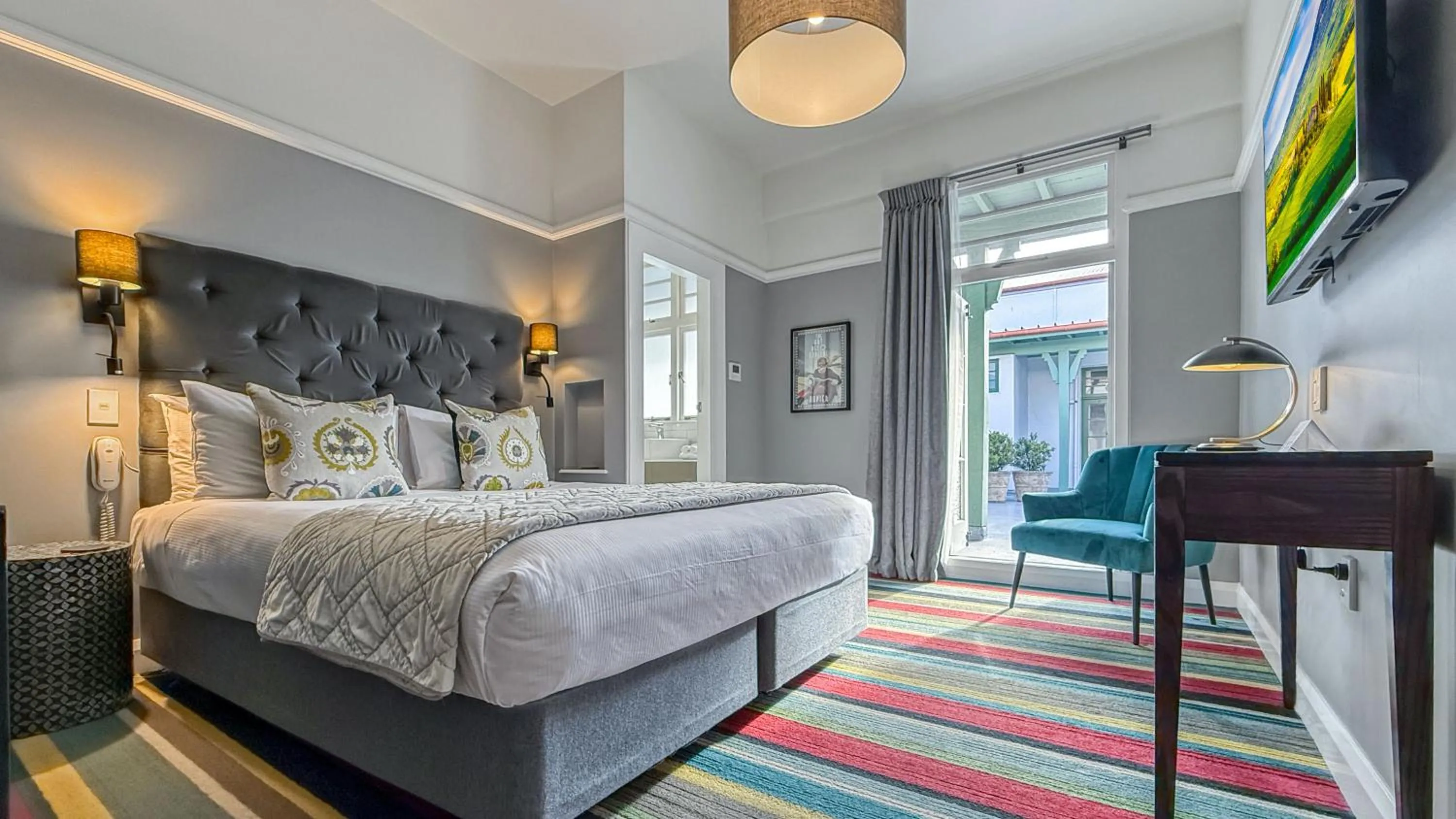 Bedroom, Bed in Art Deco Masonic Hotel