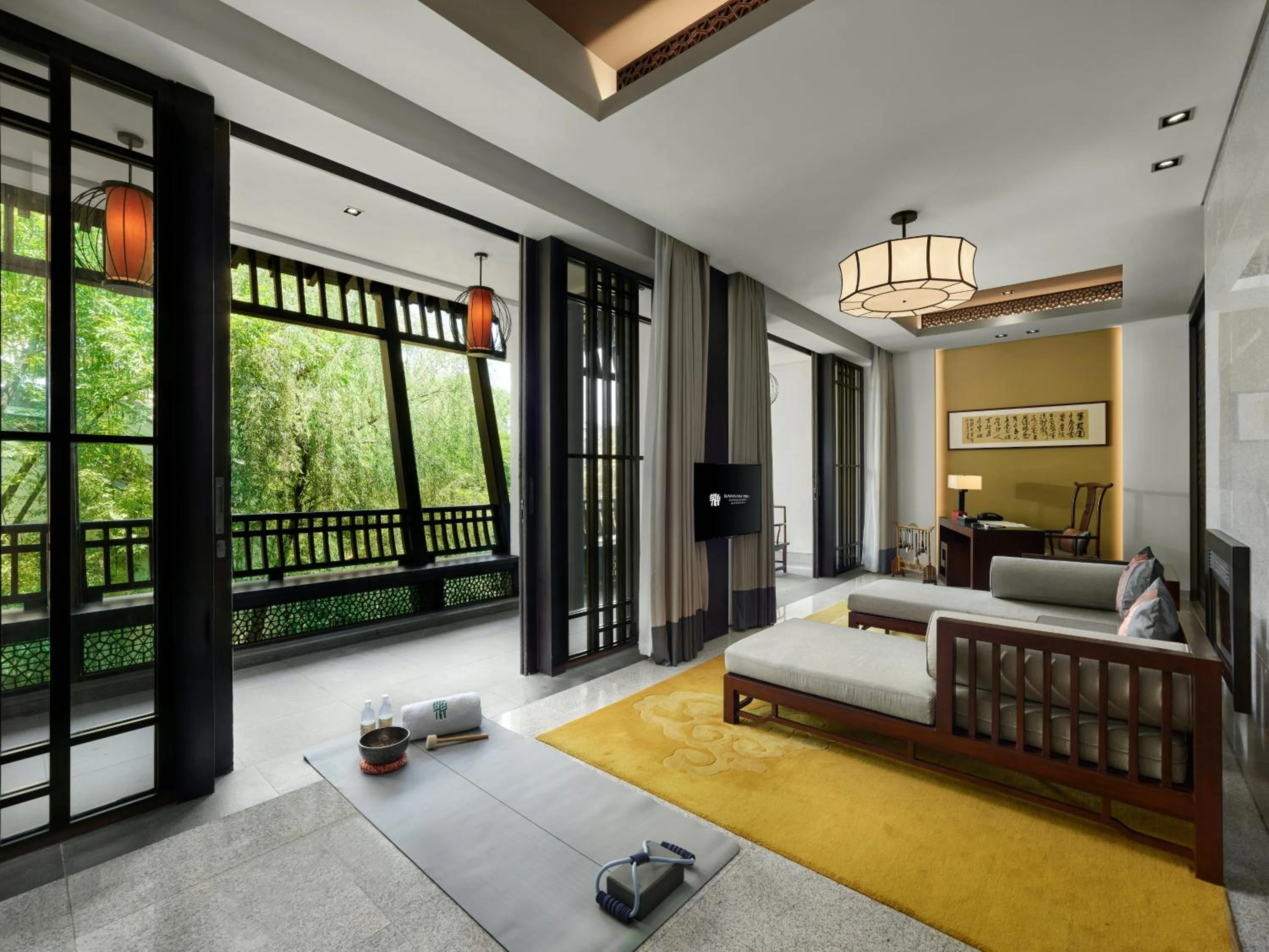 Bed in Banyan Tree Hangzhou