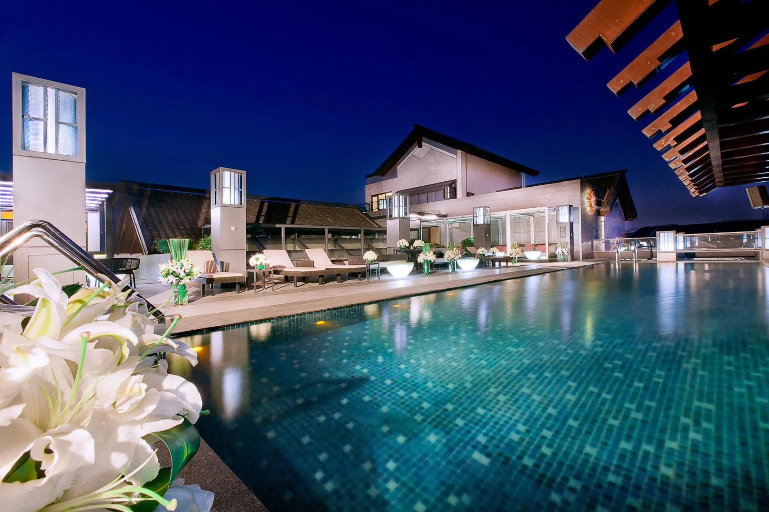 Facade/entrance in Angsana Hangzhou