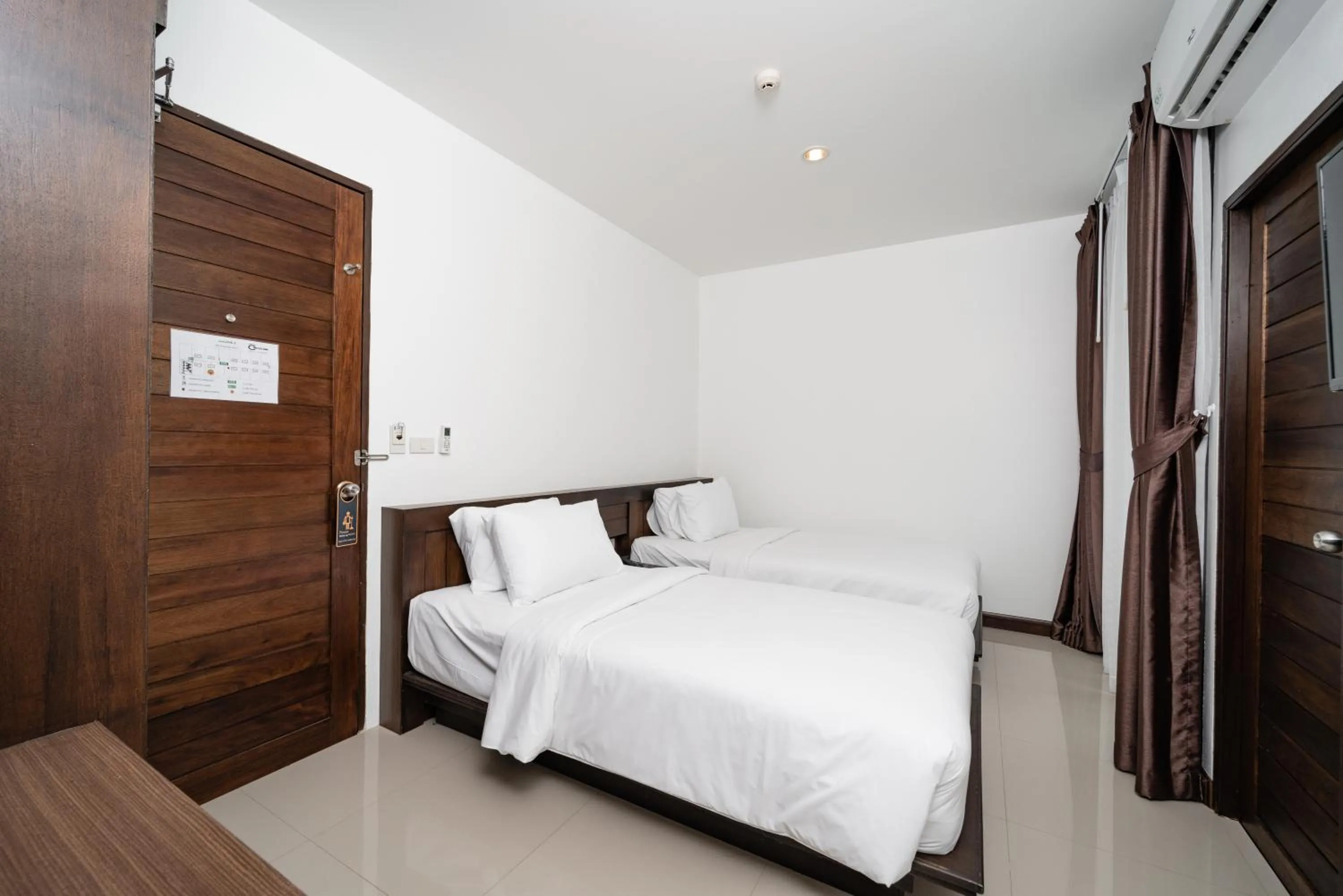 Bed in Circle Inn Ao Nam Mao