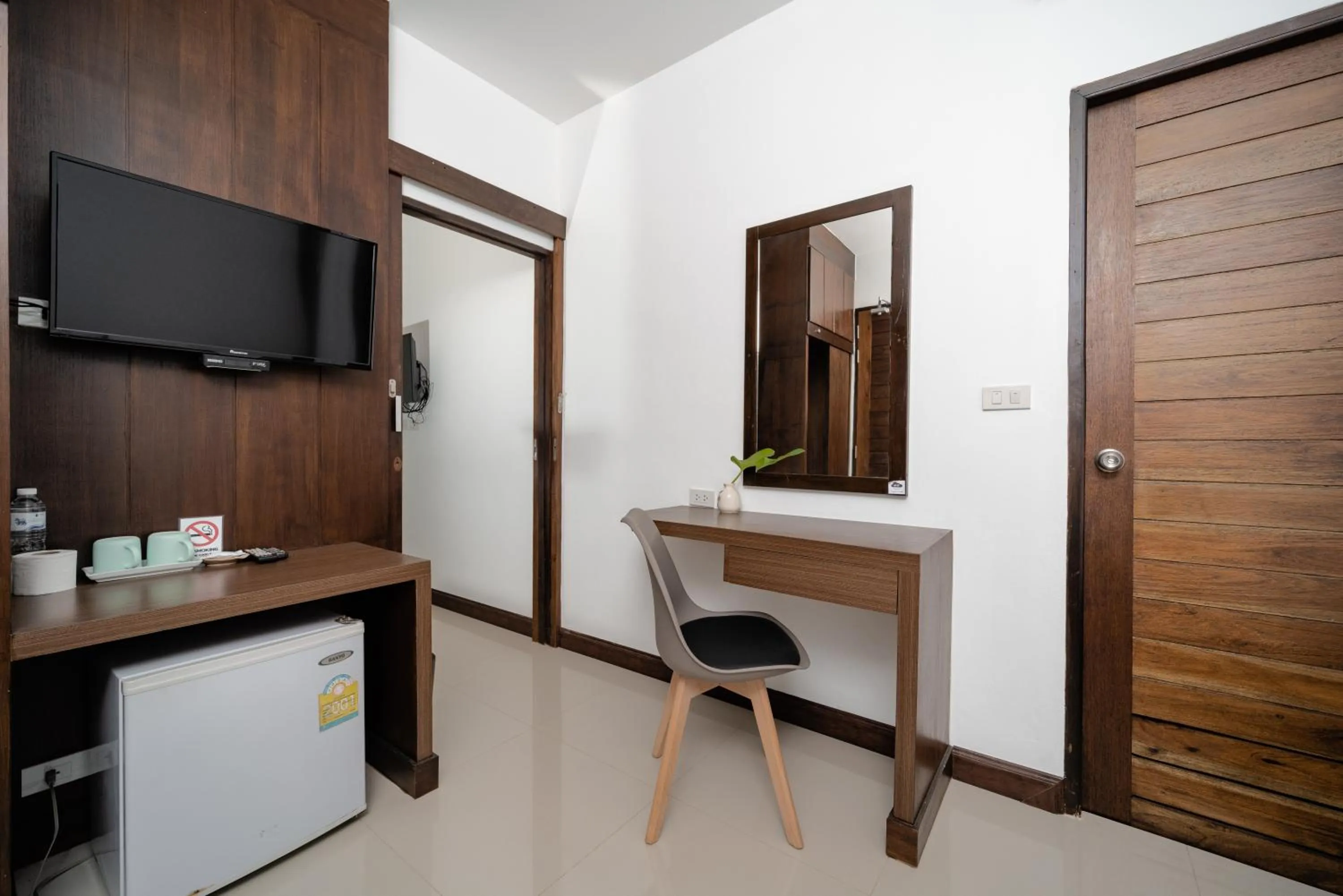 TV and multimedia in Circle Inn Ao Nam Mao