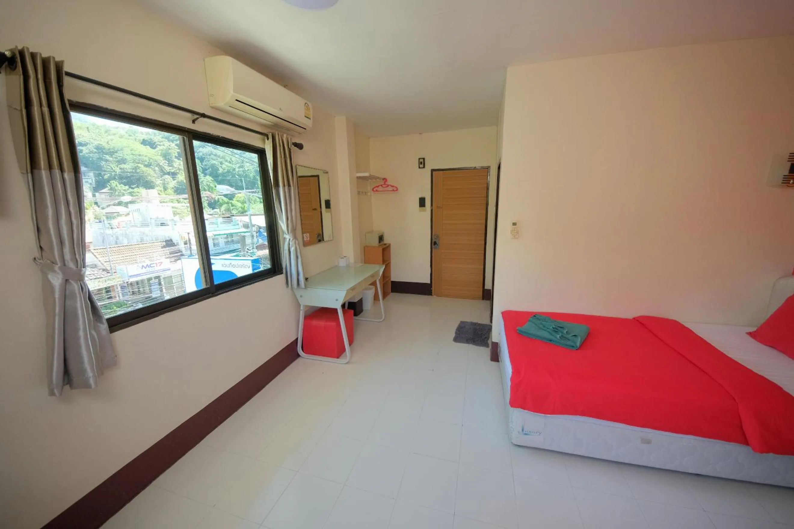 Bed in Pineapple Guesthouse