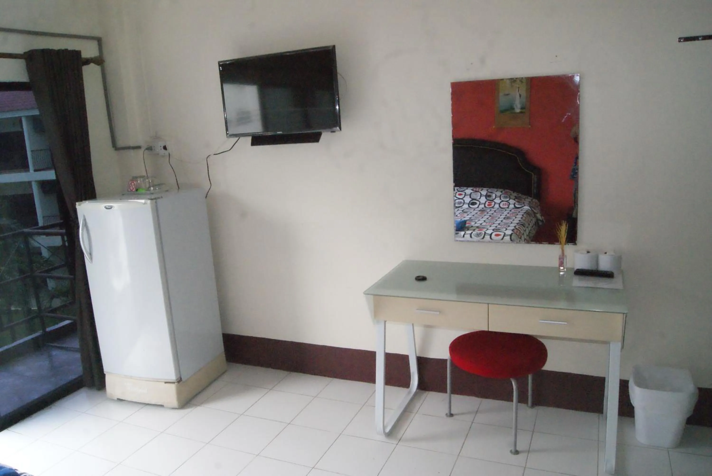 Photo of the whole room in Pineapple Guesthouse