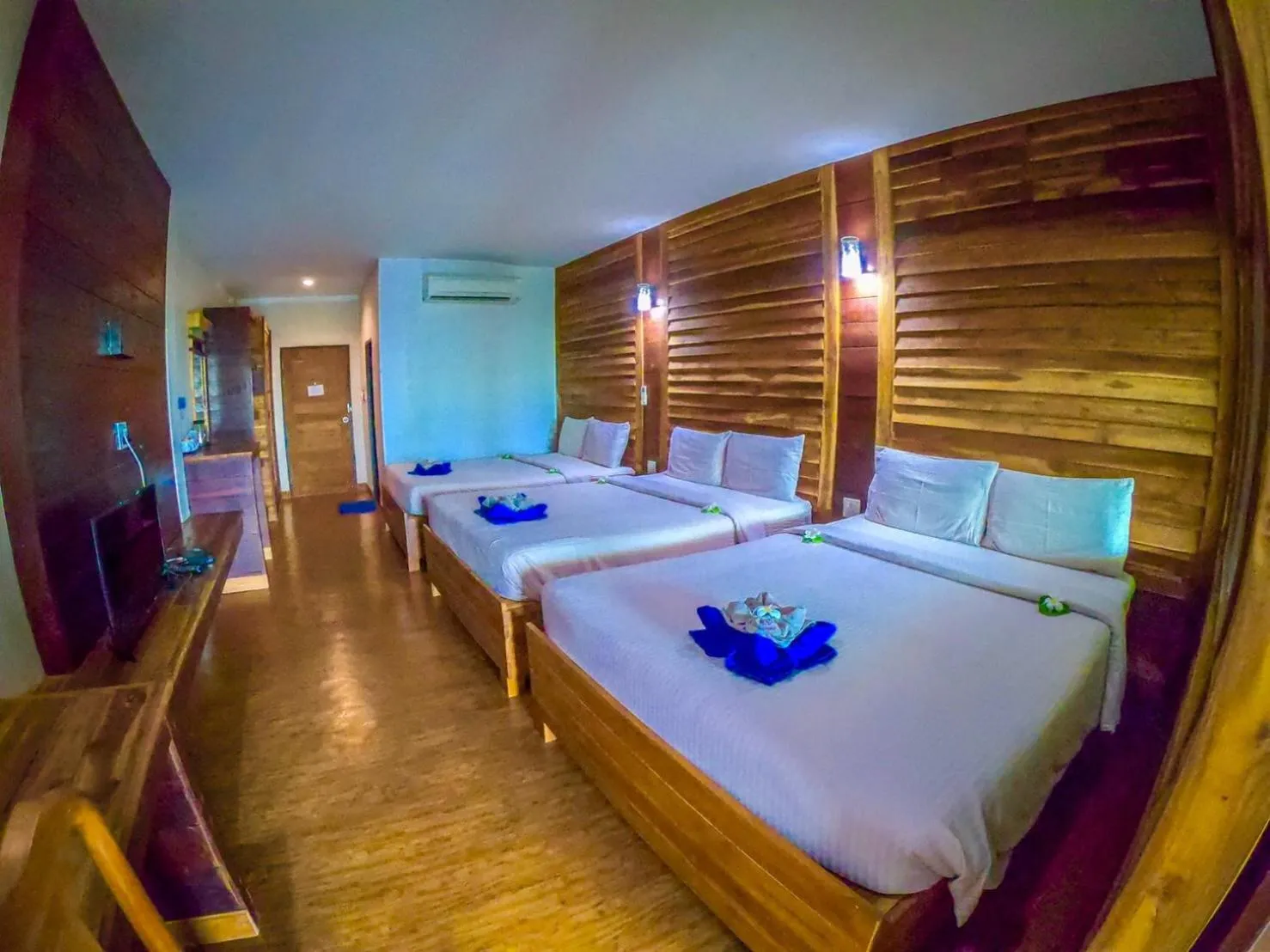 Bed in The Cinnamon Art Resort and Spa