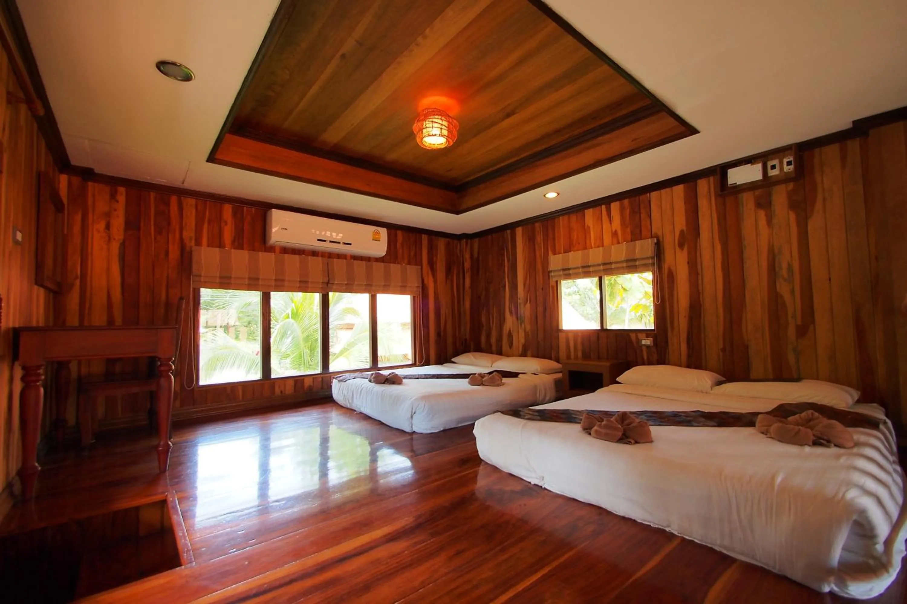 Photo of the whole room, Bed in Blue Diamond Resort