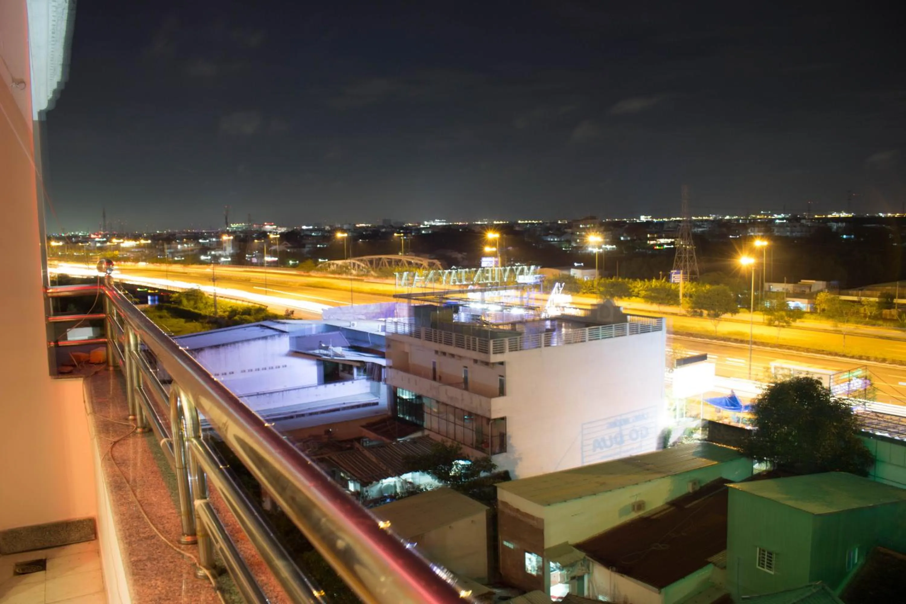 Night in Hoa Phat Hotel & Apartment