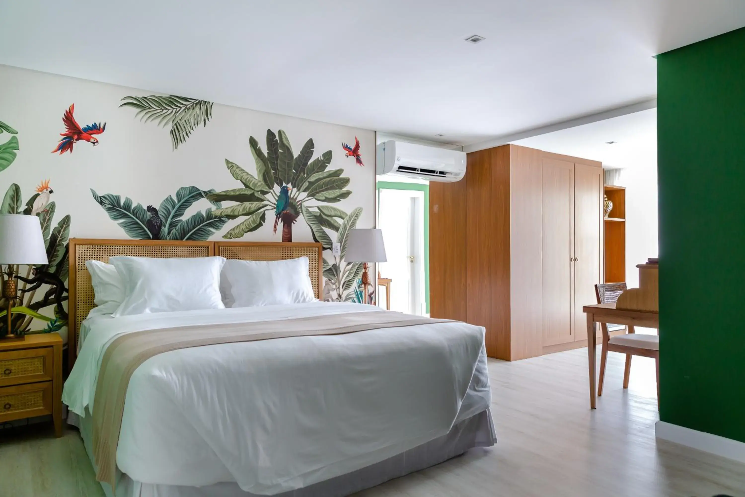 Junior Suite with Pool View in Villa do Vale Boutique Hotel Junior Suite with Pool View in Villa do Vale Boutique Hotel