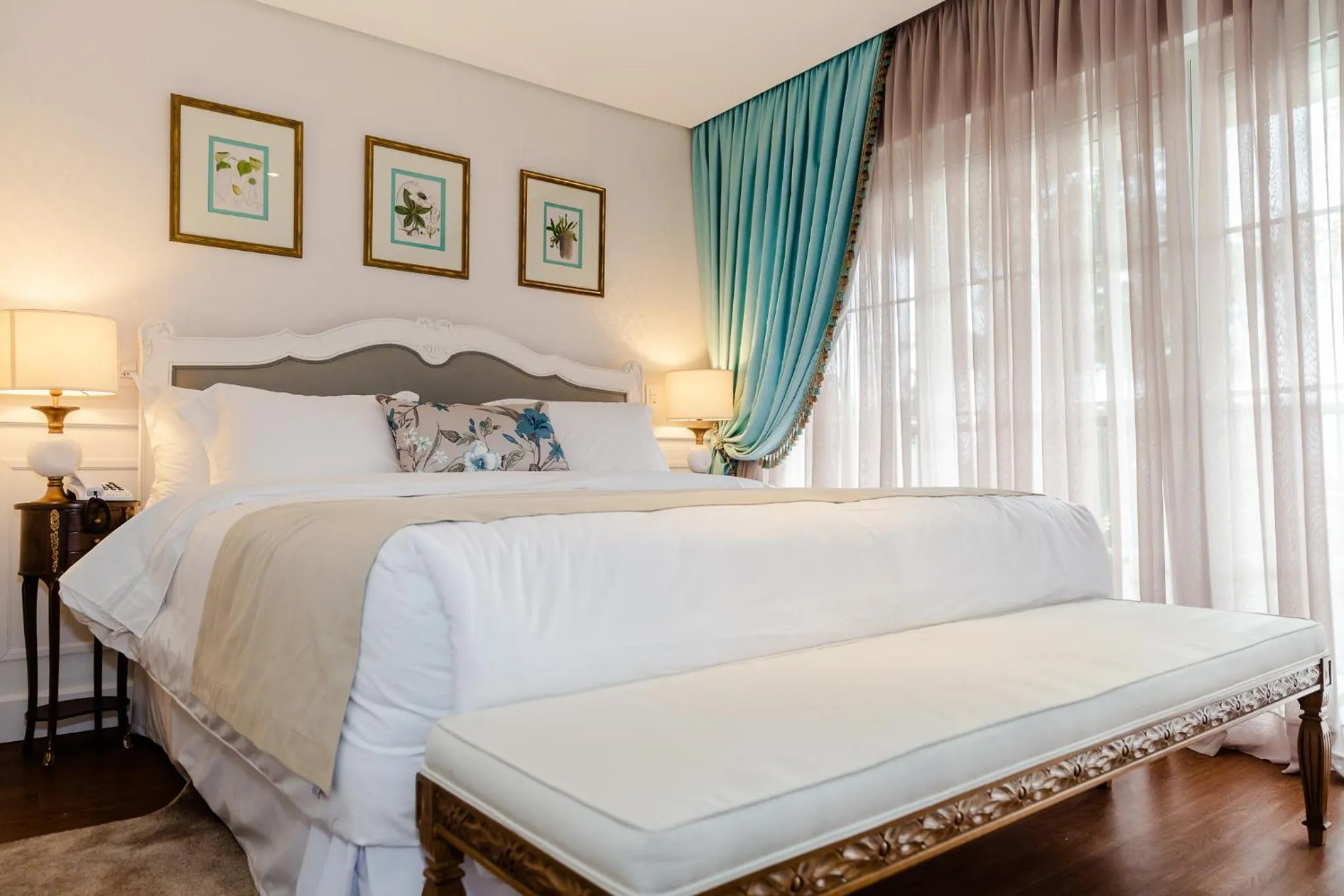 Bed in Villa do Vale Boutique Hotel