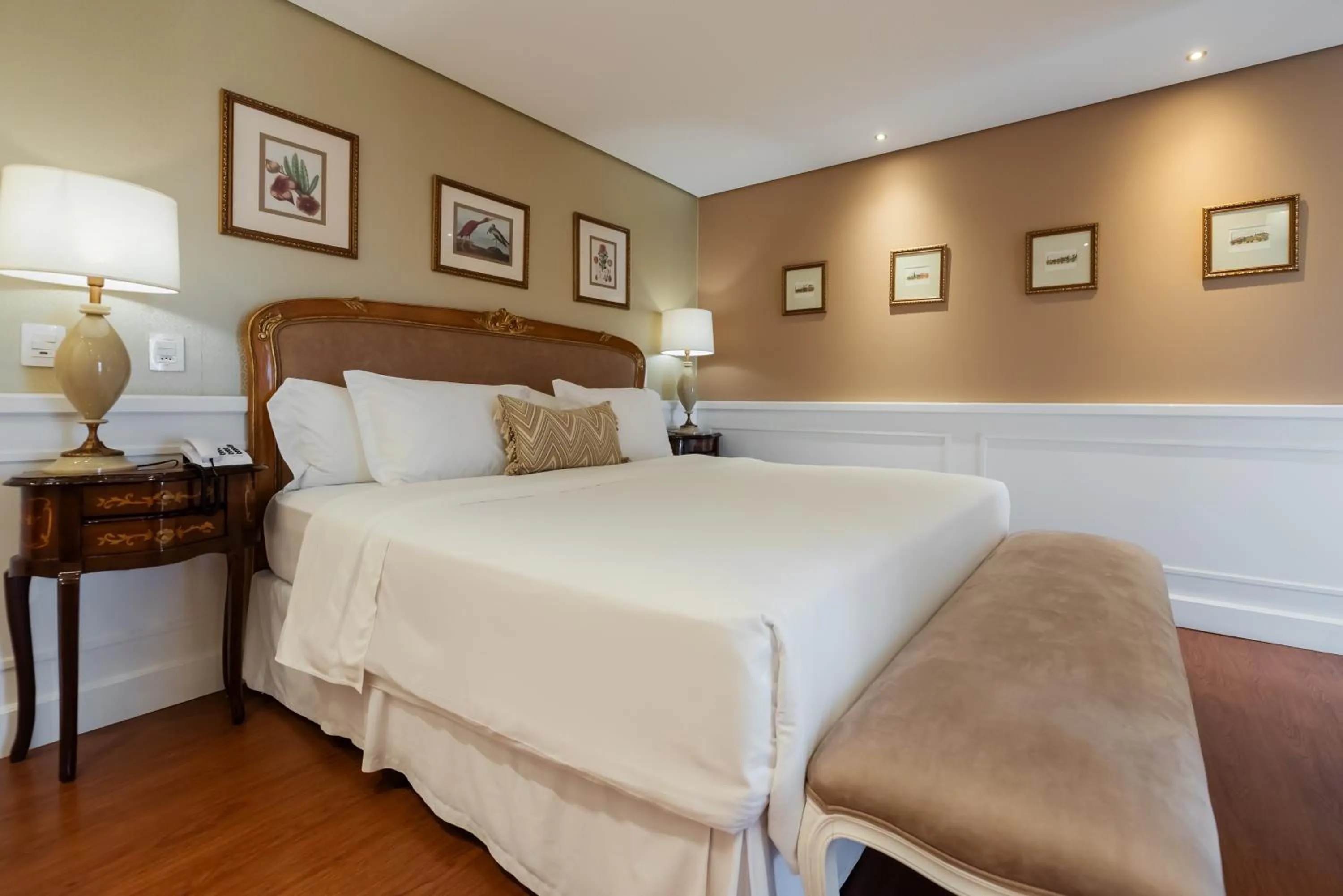 Bed in Villa do Vale Boutique Hotel