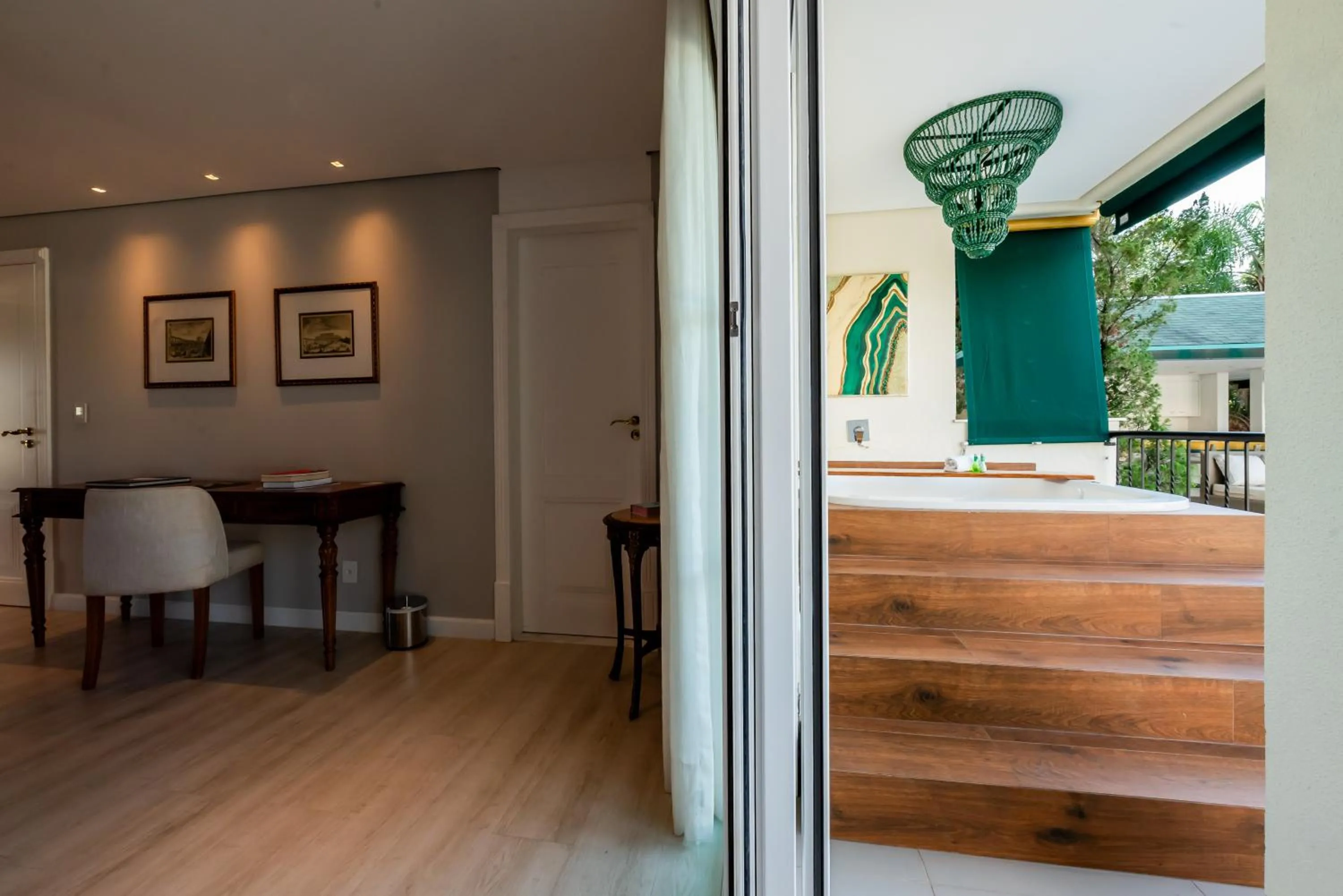 Hot Tub in Villa do Vale Boutique Hotel