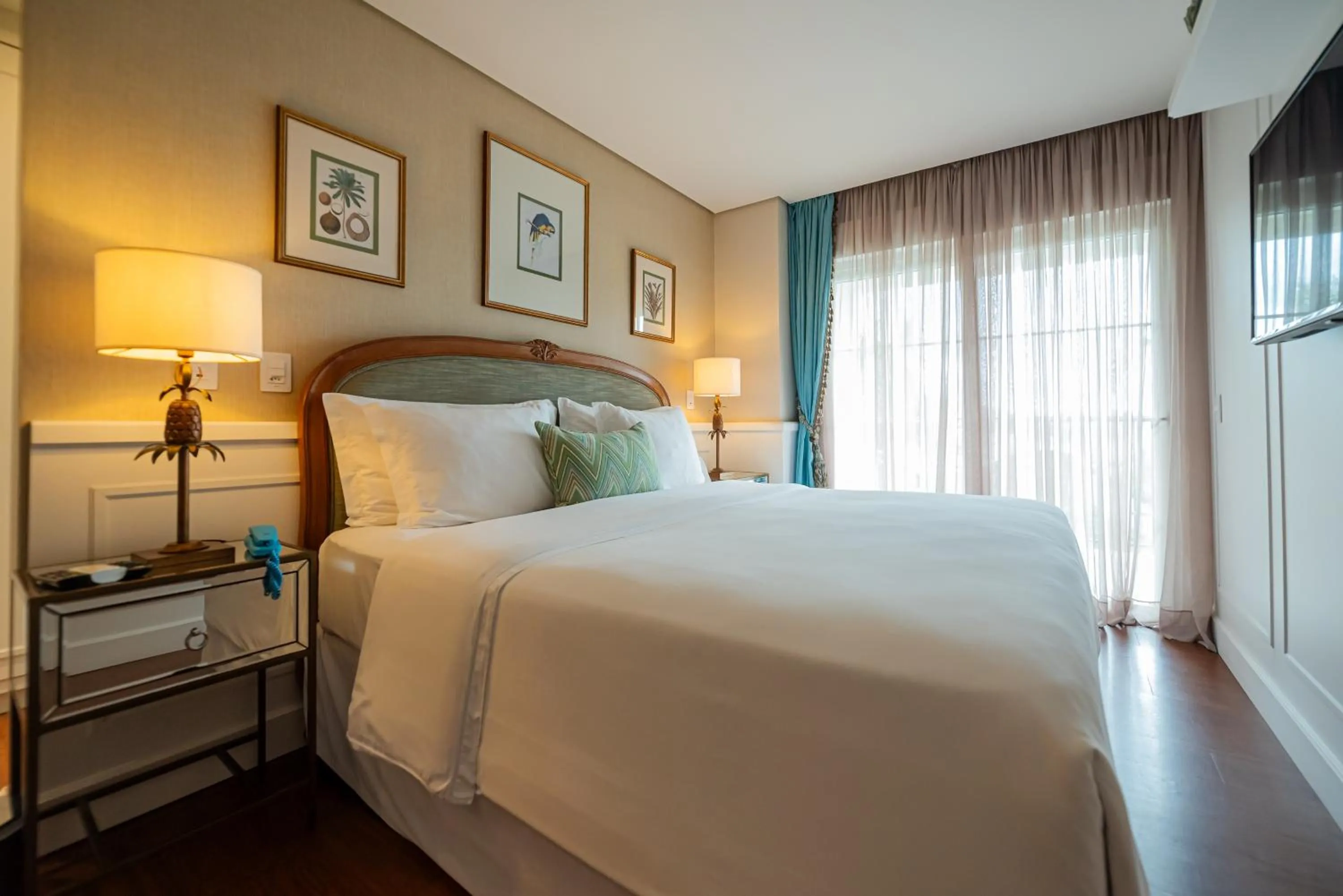 Bed in Villa do Vale Boutique Hotel