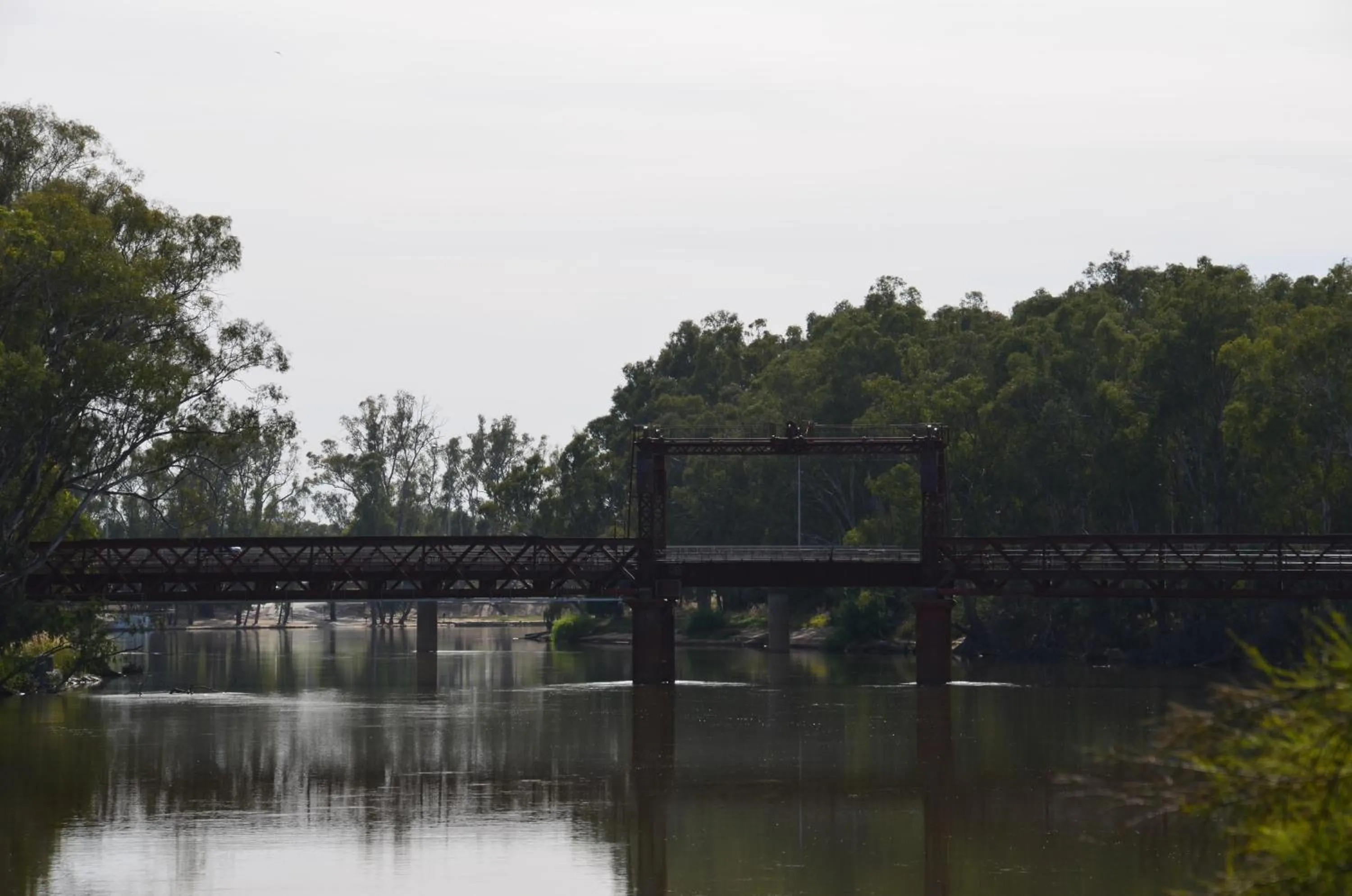 Fishing in Kingswood Motel