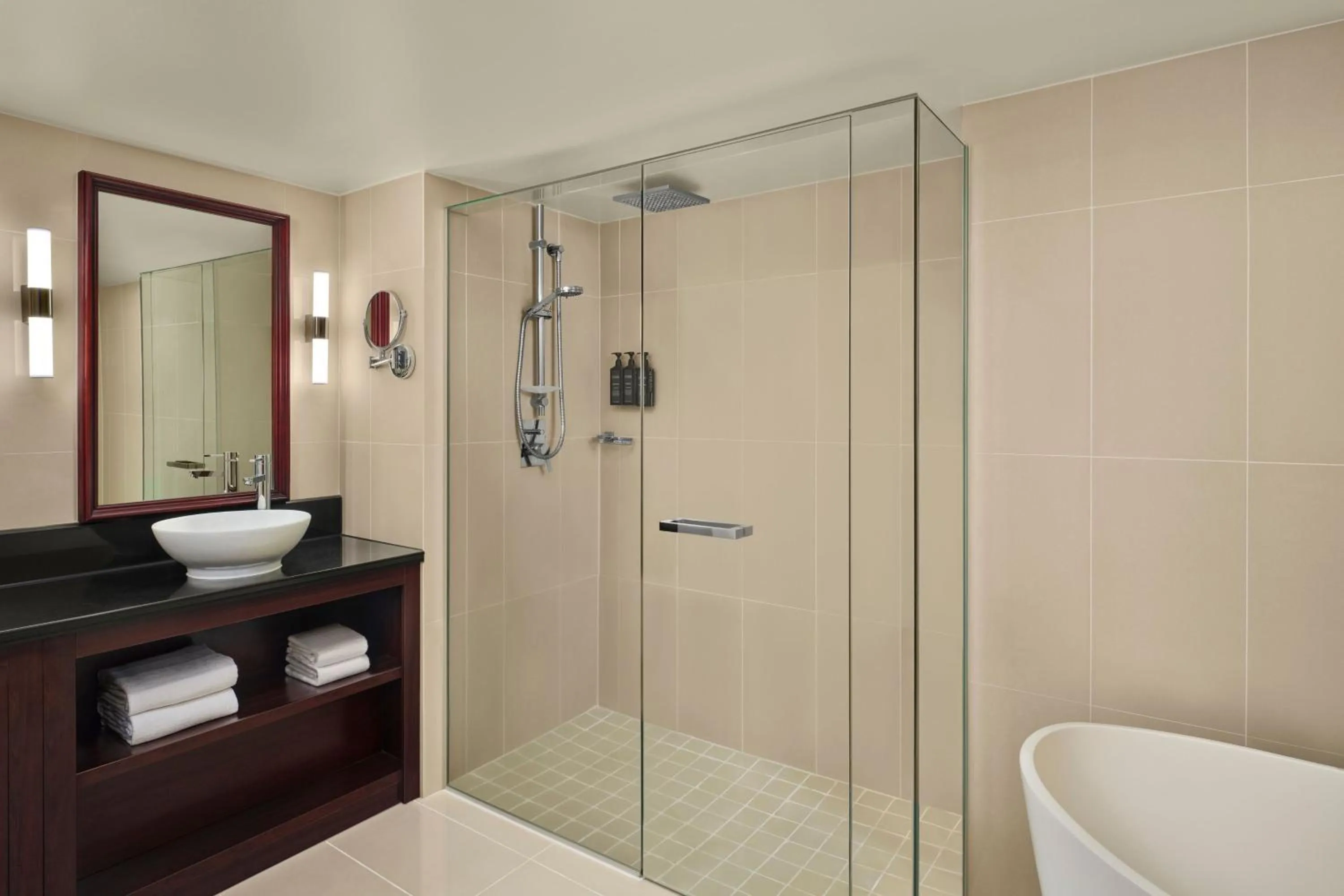 Bathroom in Sheraton Samoa Beach Resort