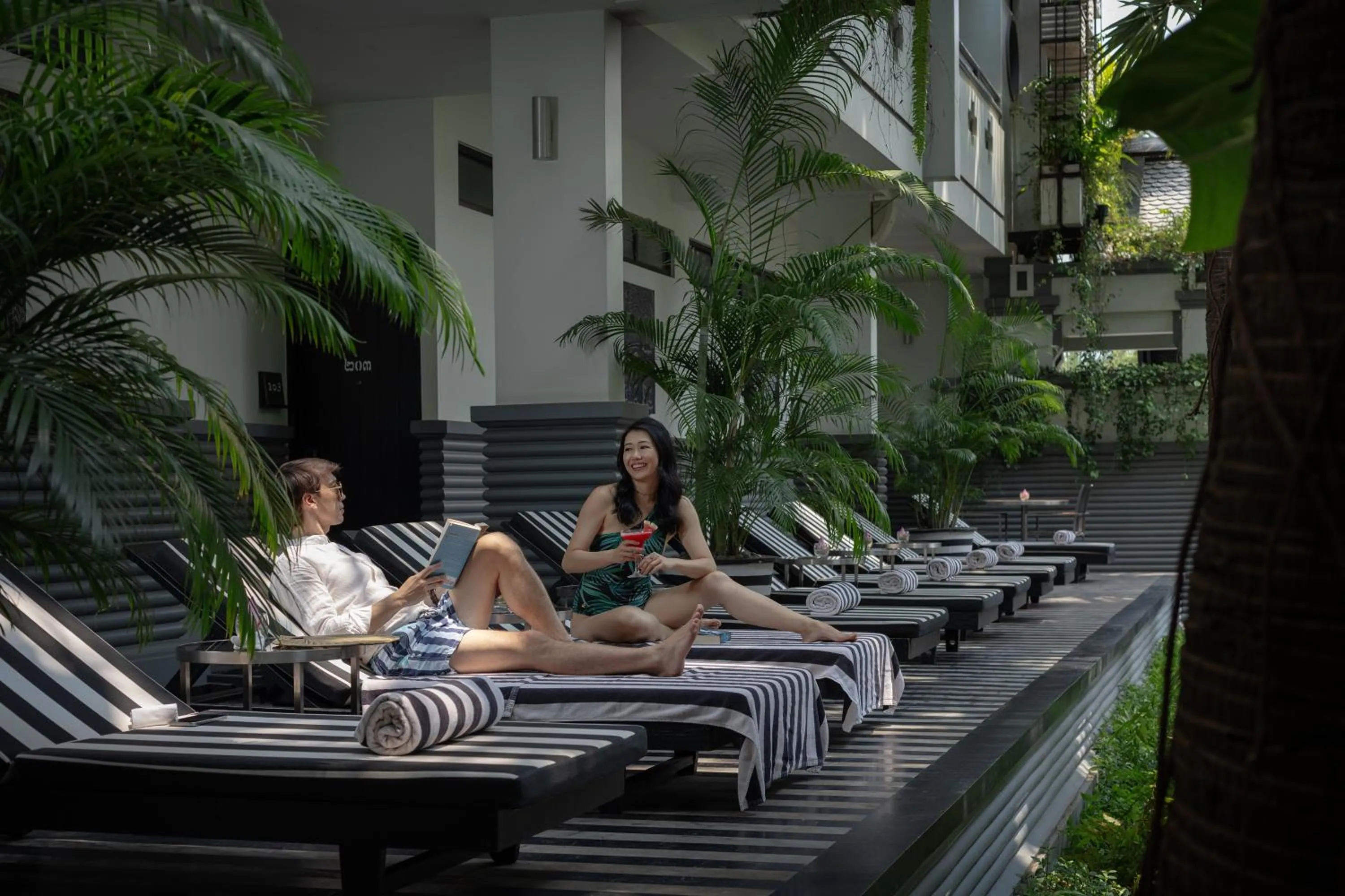 Swimming pool in Shinta Mani Angkor