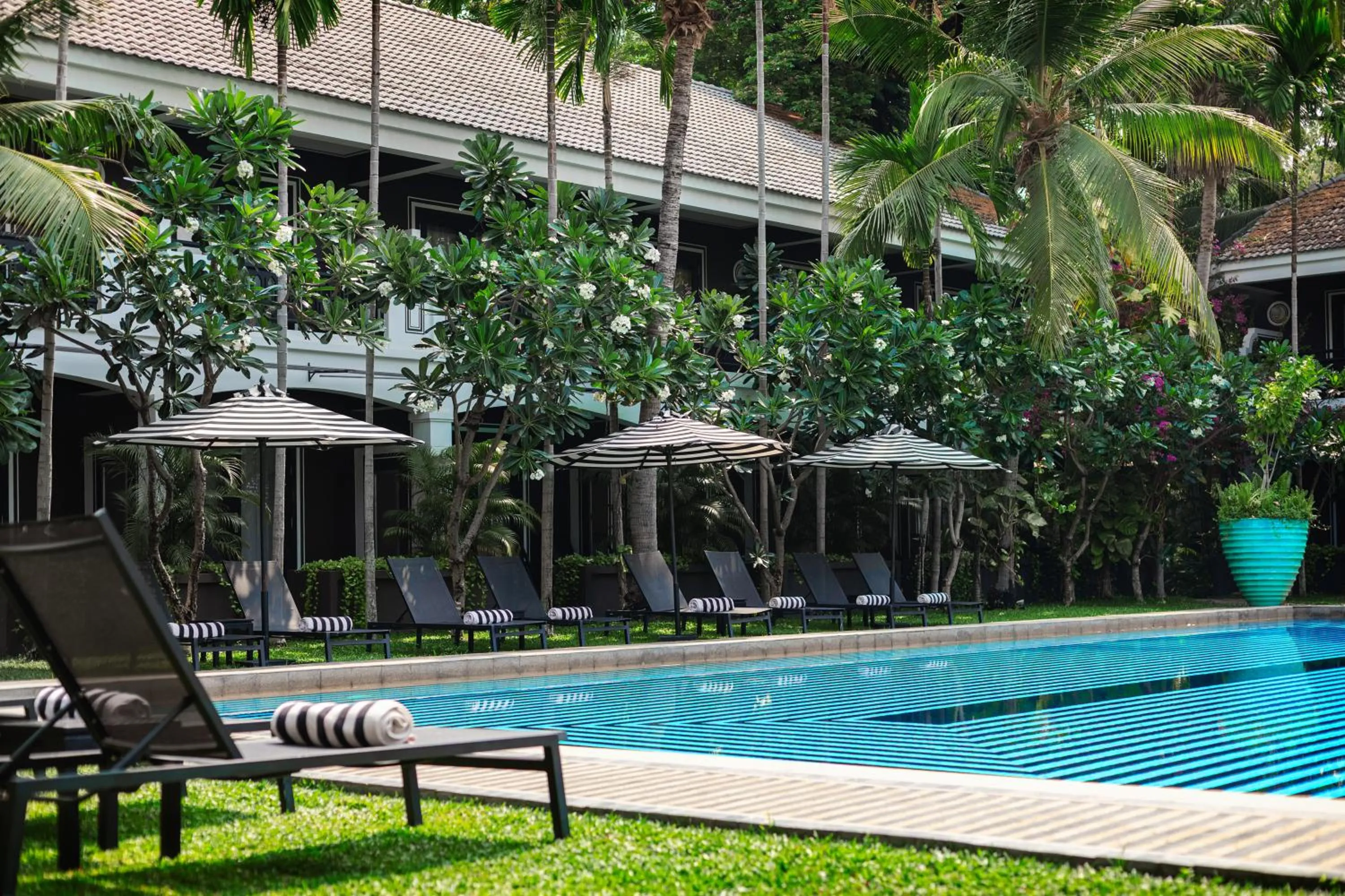 Swimming pool in Shinta Mani Angkor