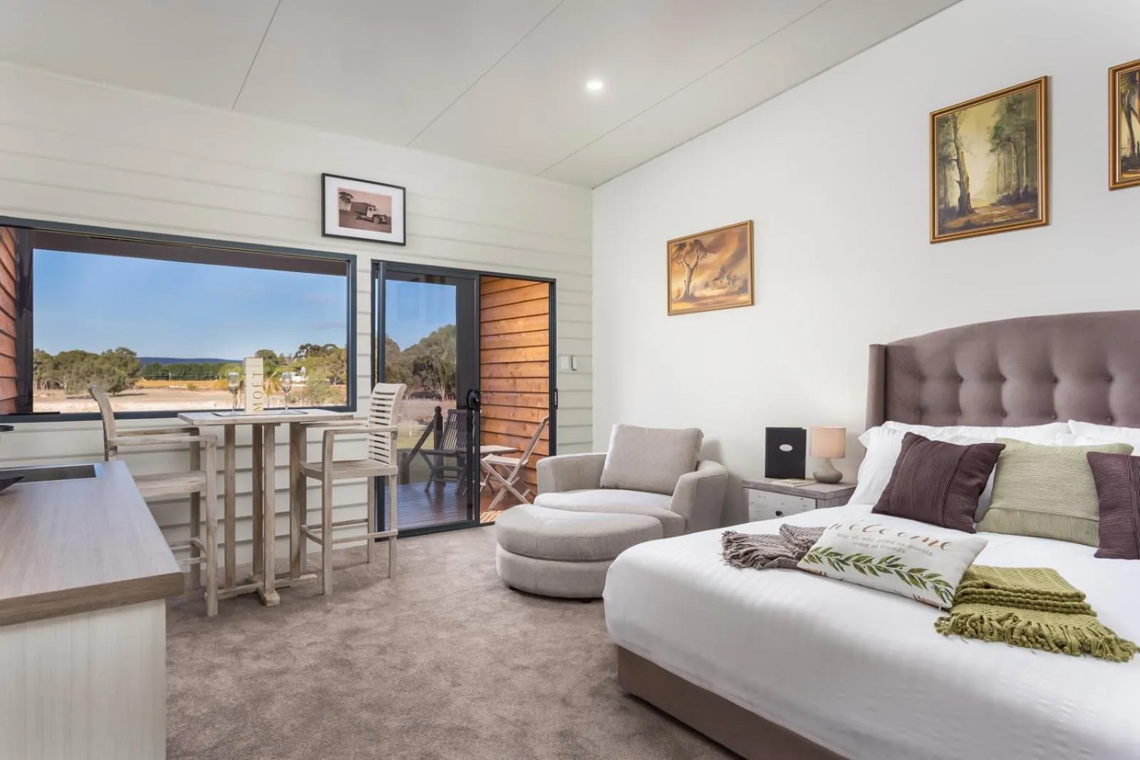 Bedroom, Bed in The Swan Valley Retreat