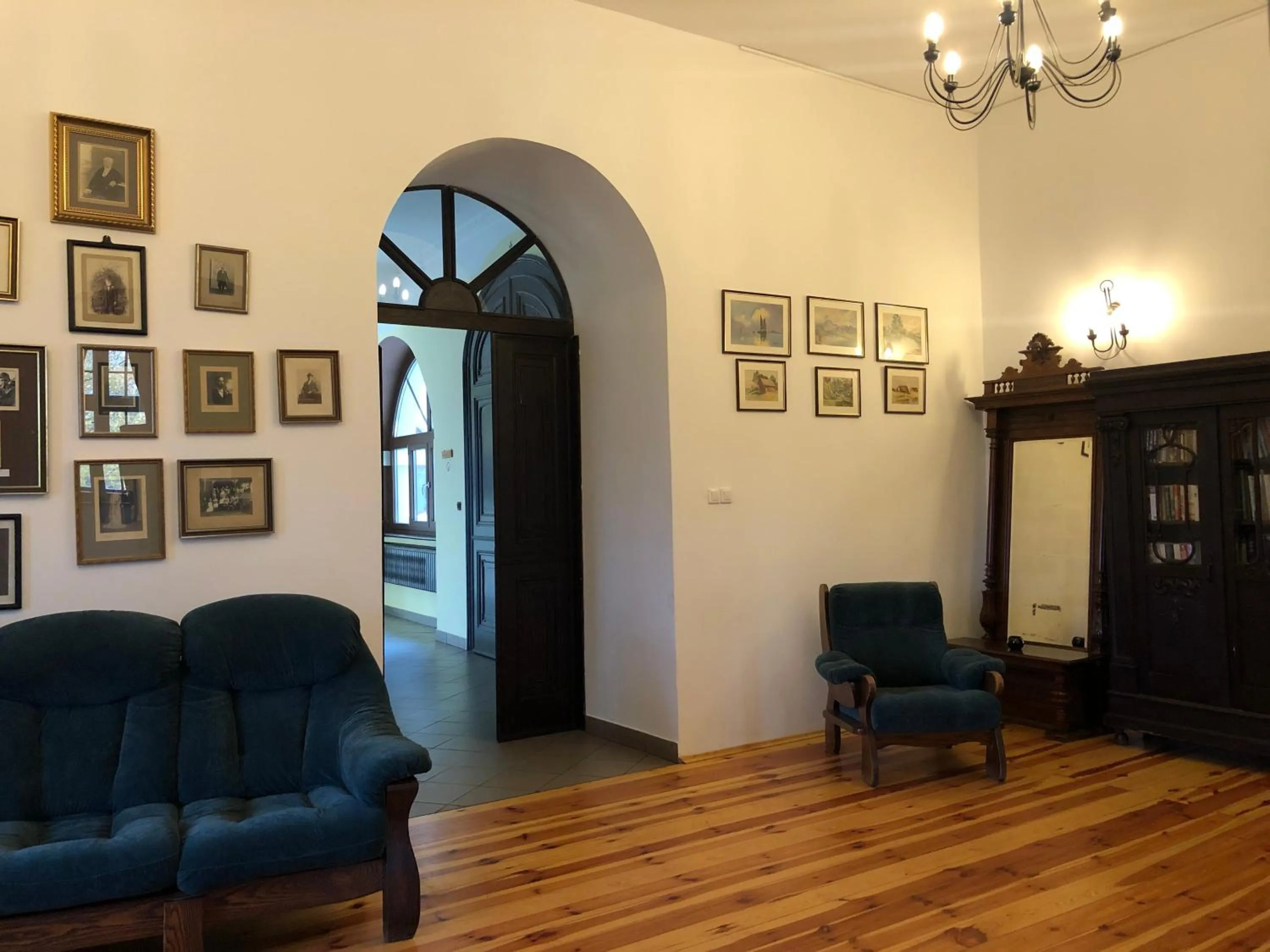 Library in Pałac Krobielowice