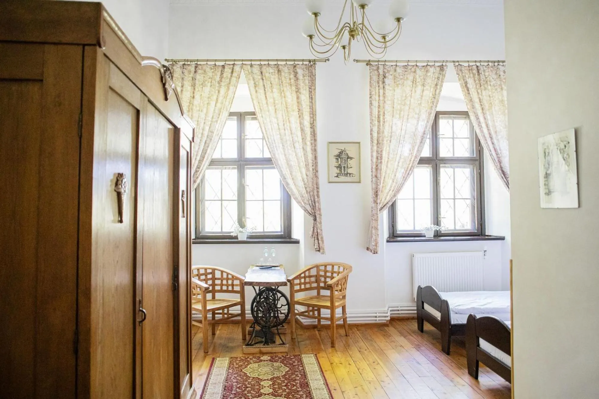 Photo of the whole room, Bed in Pałac Krobielowice