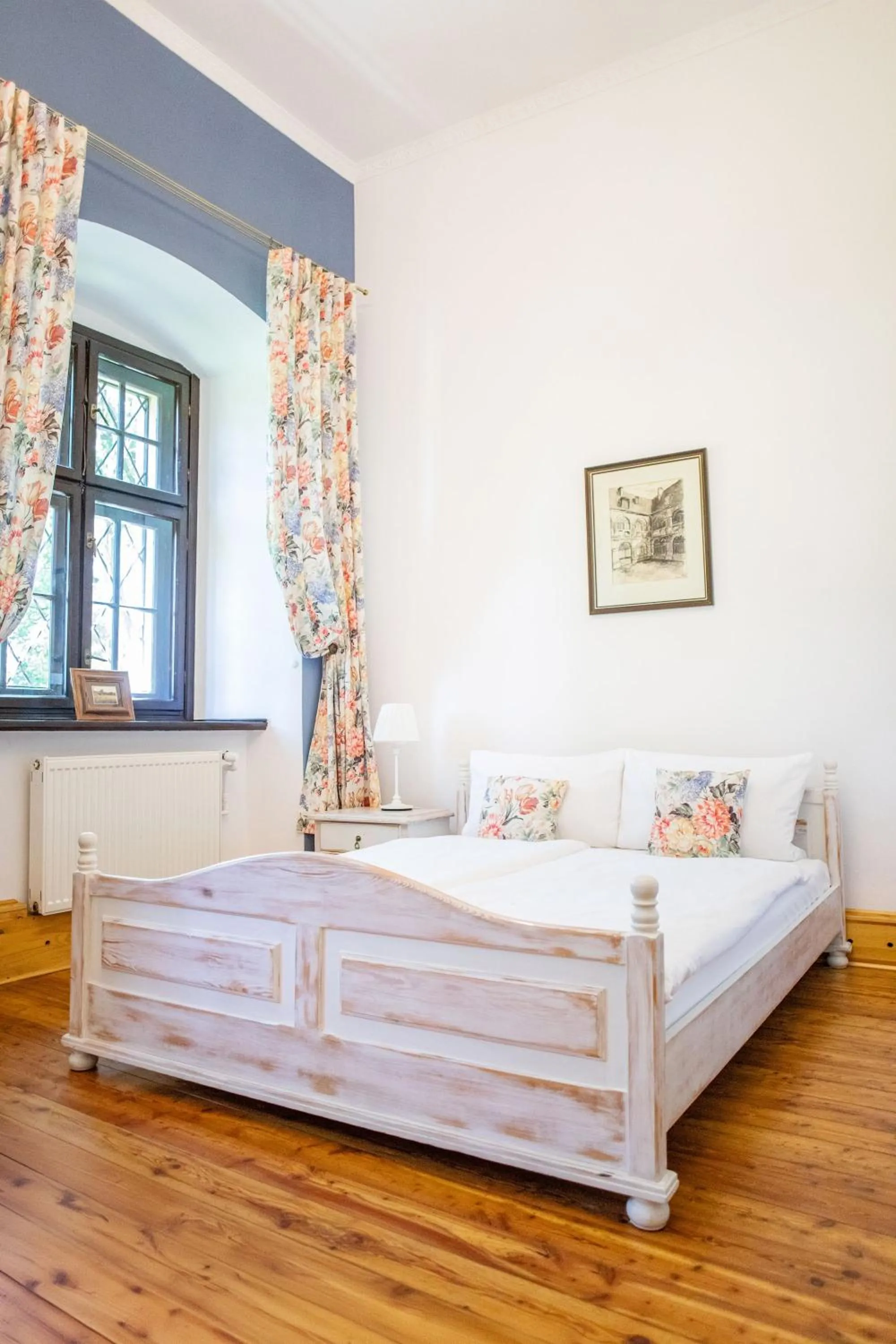 Bed in Pałac Krobielowice