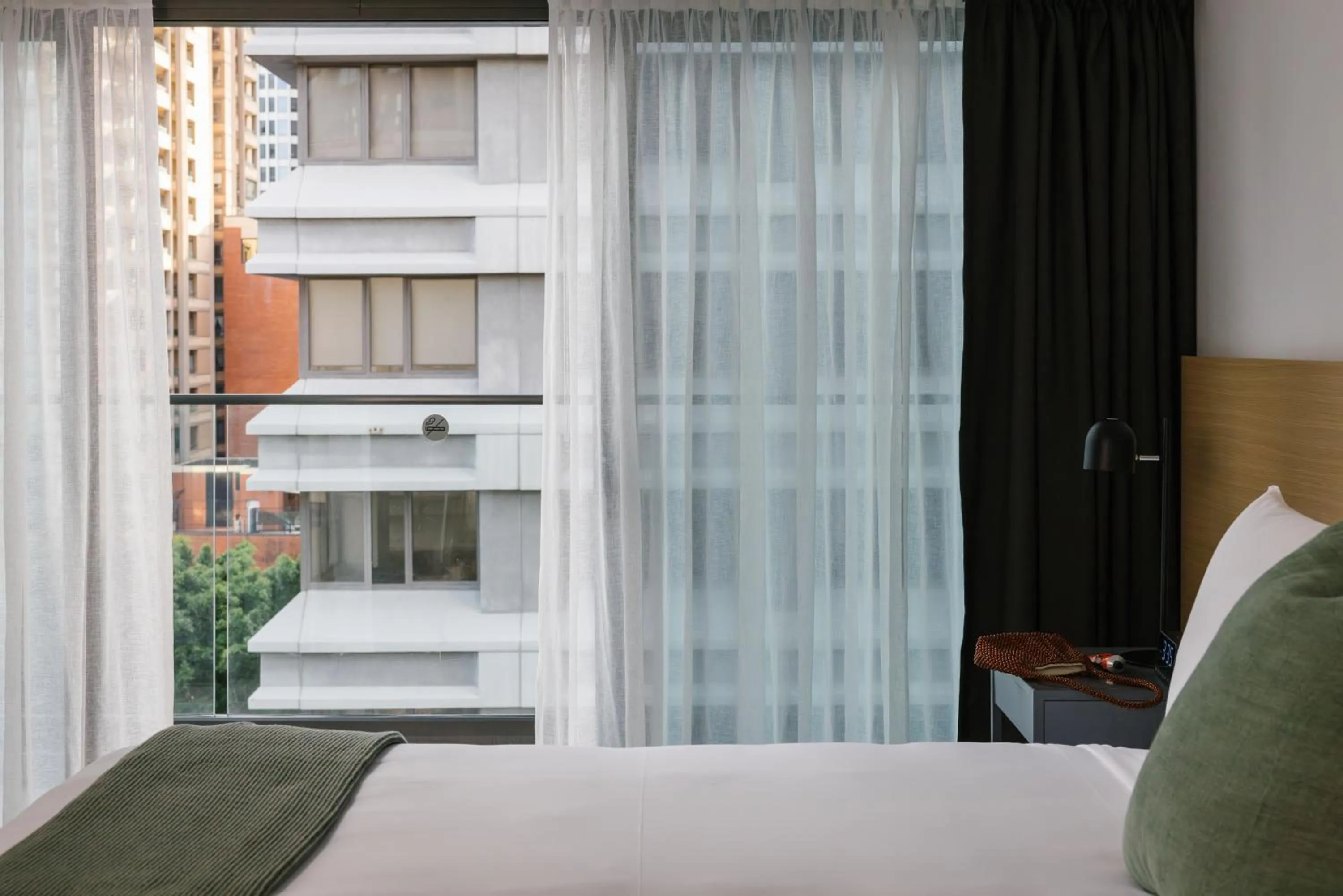 Photo of the whole room, Bed in Song Hotel Sydney