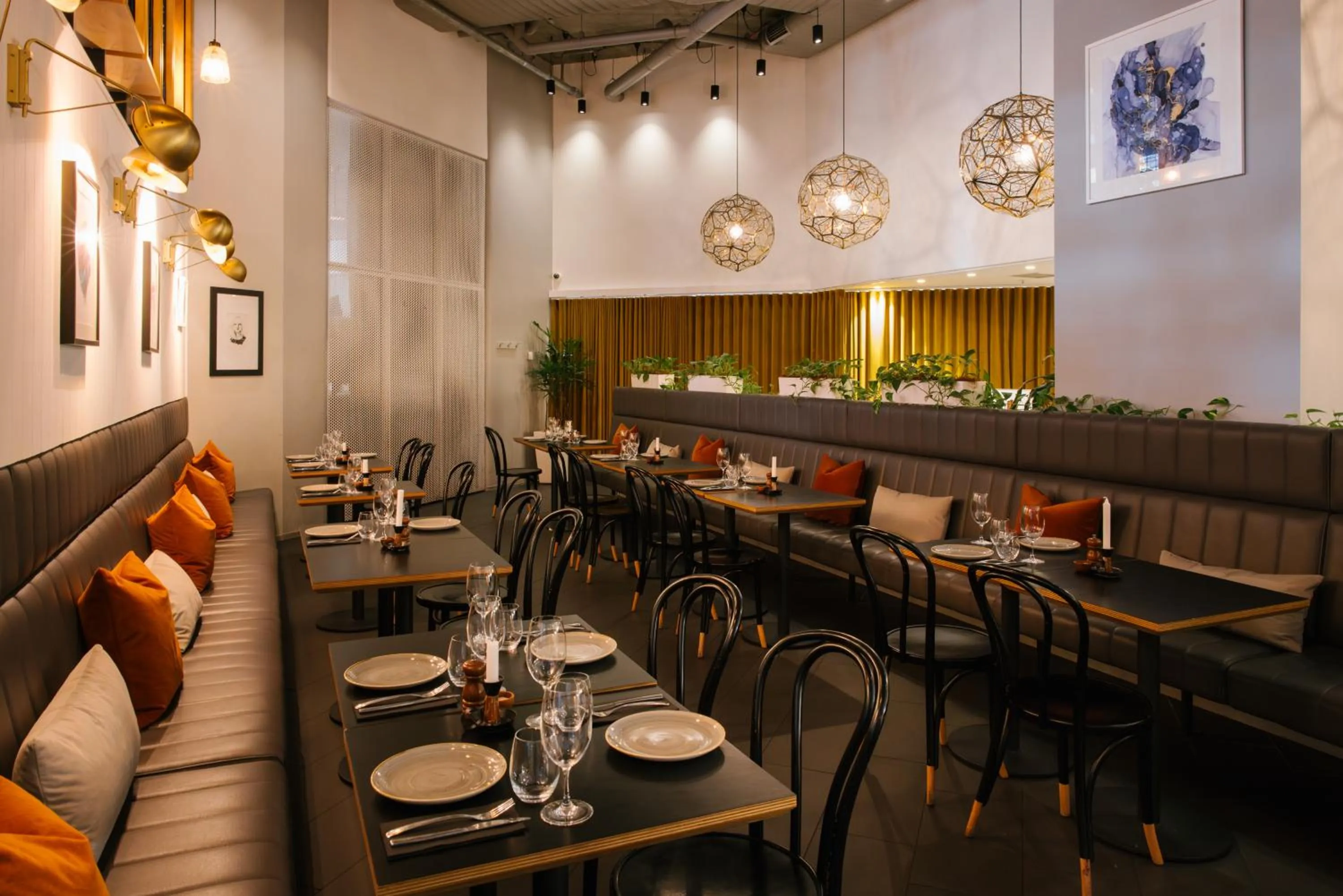 Restaurant/places to eat in Song Hotel Sydney