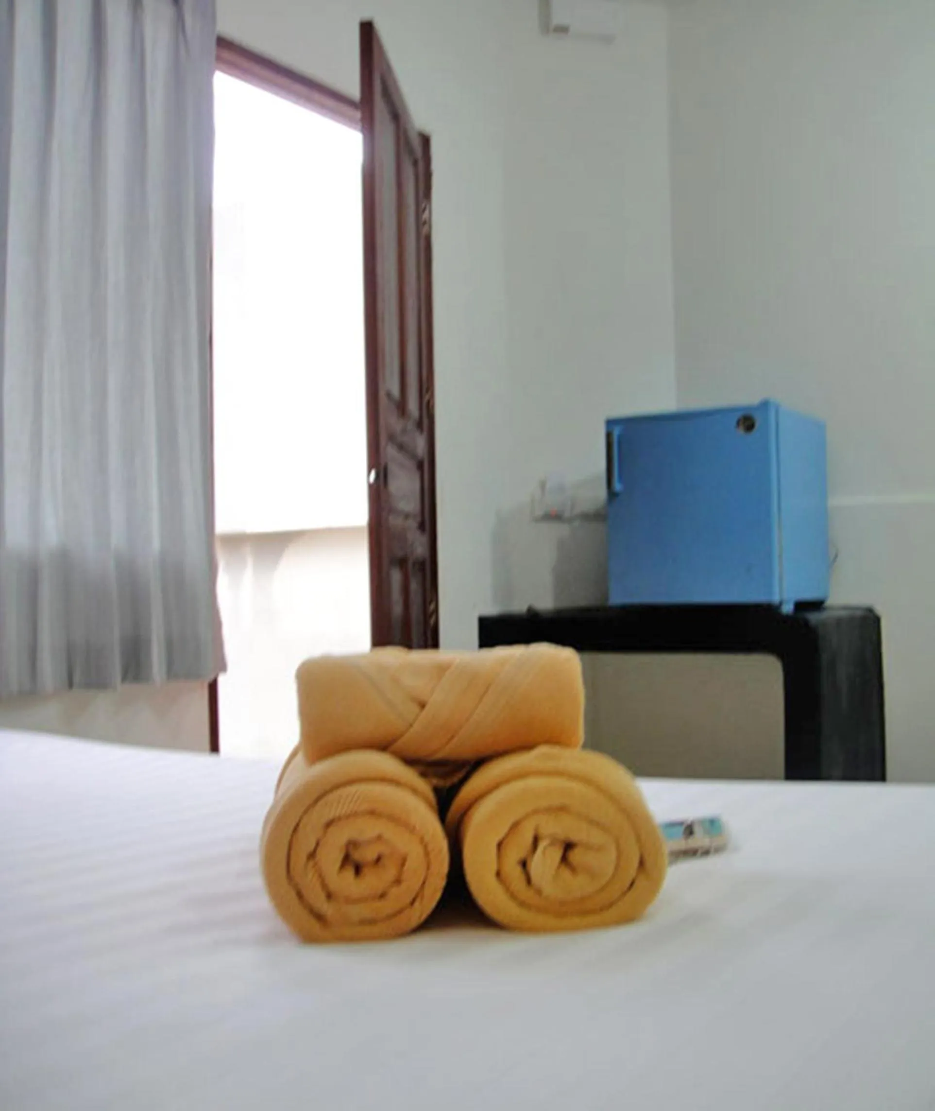 Bathroom, Bed in Harmony Bed & Bakery