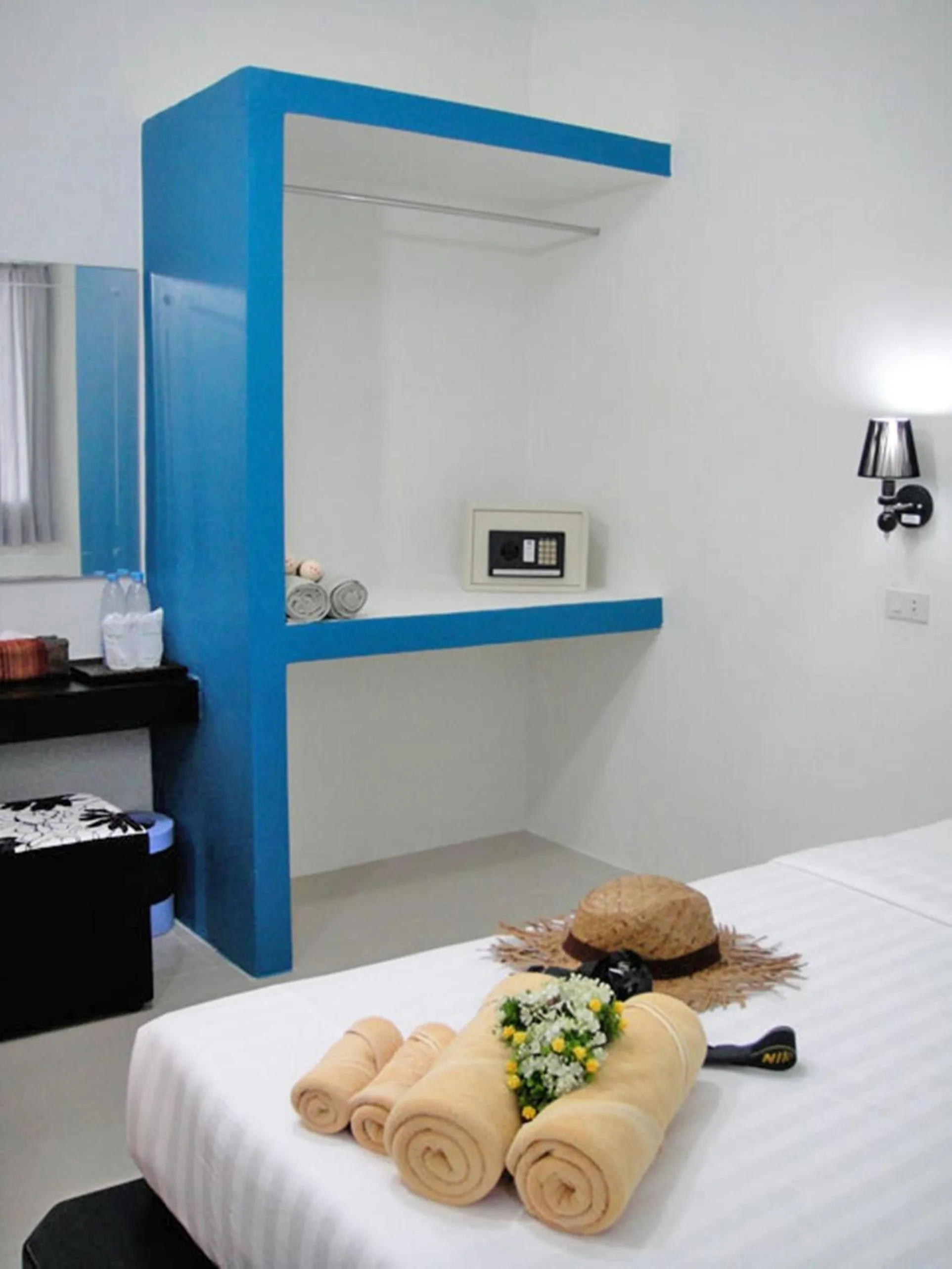 Decorative detail, Bed in Harmony Bed & Bakery