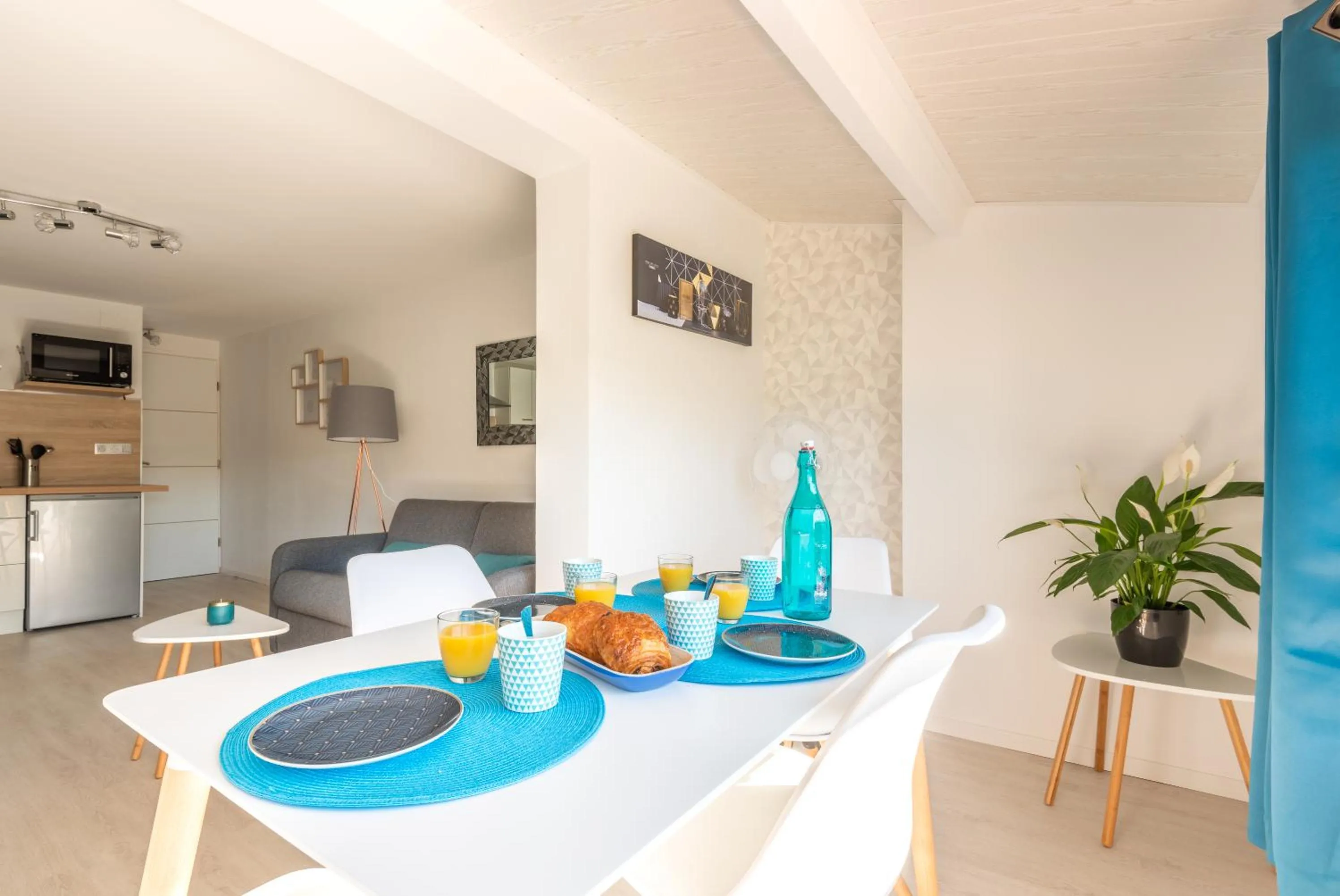 Kitchen or kitchenette in La Maisonnette Narbonnaise (Proche Grands Buffets)