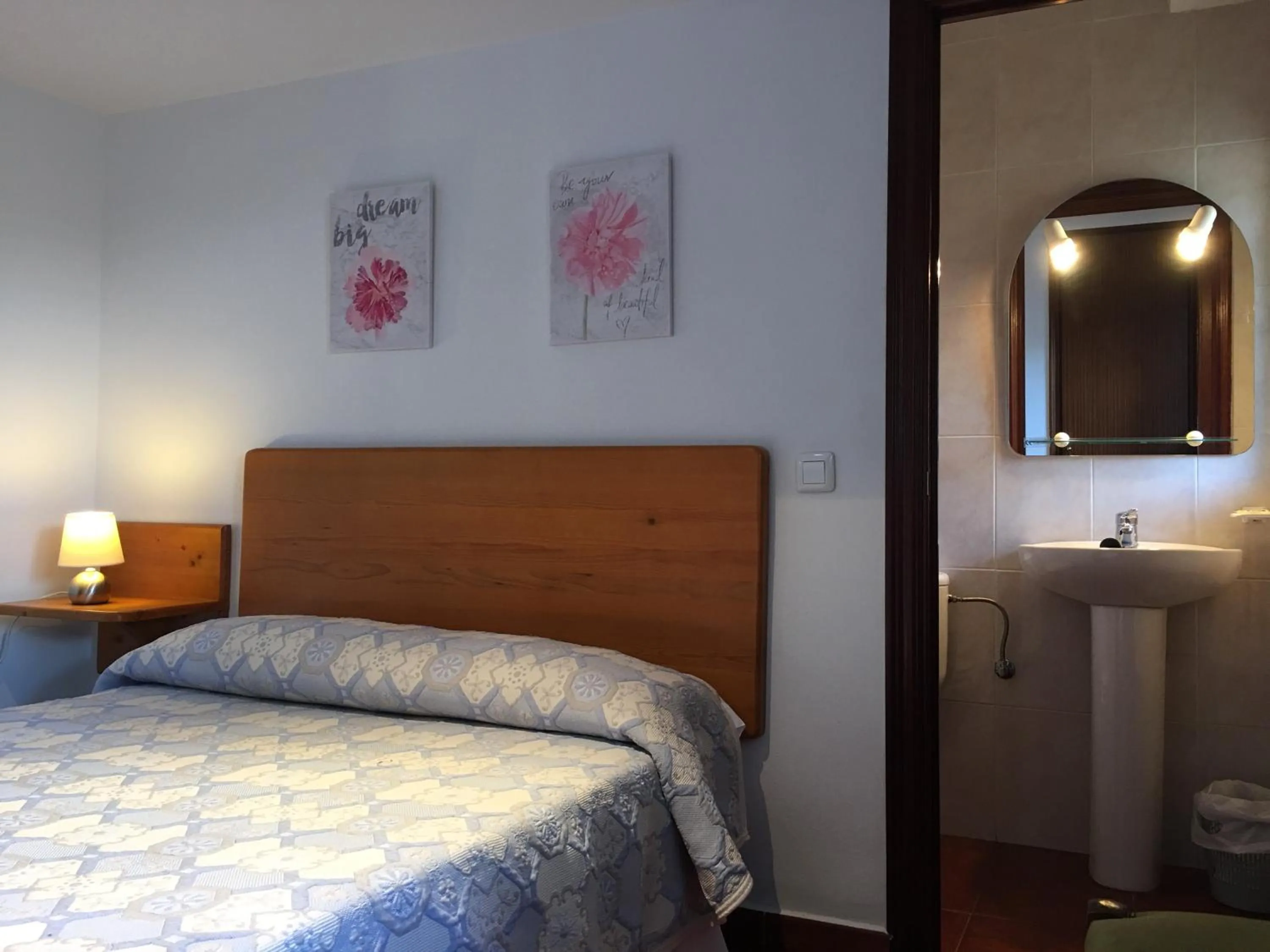 Photo of the whole room, Bed in B&B Yeguada La Parrilla