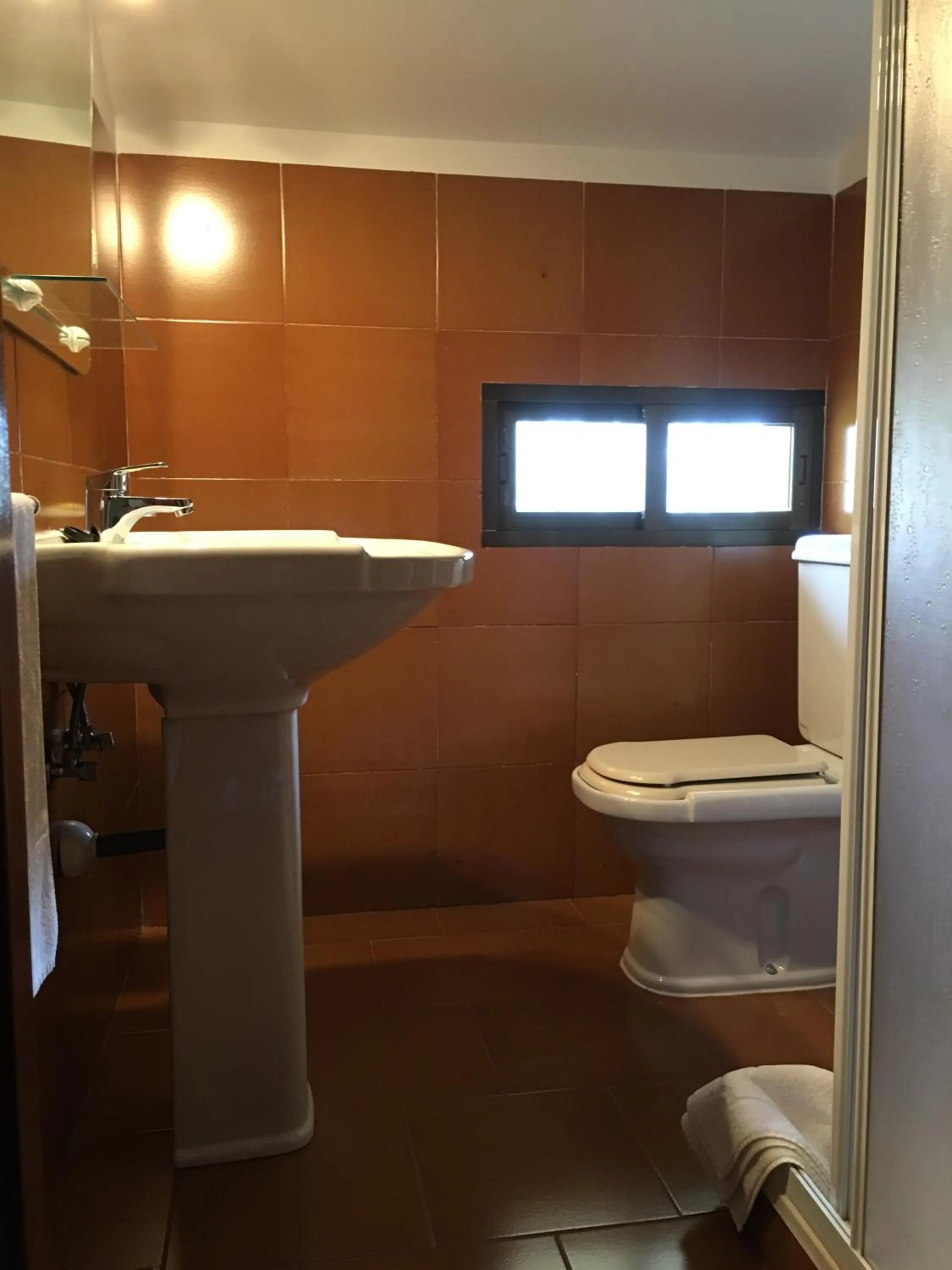 Toilet in B&B Yeguada La Parrilla