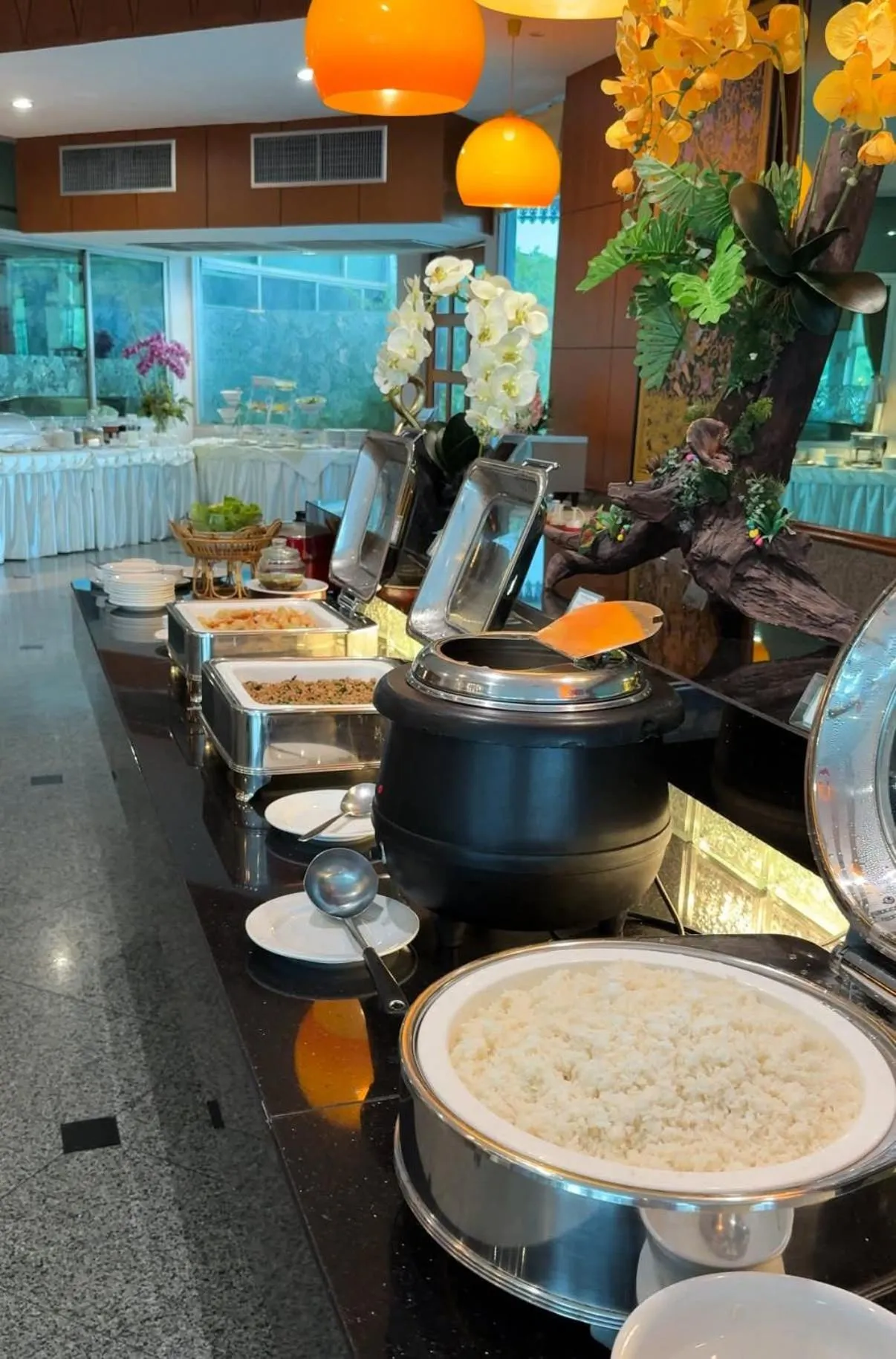 Viang Tak Riverside Hotel