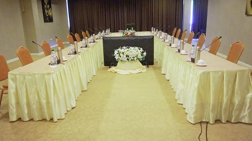 Banquet/Function facilities in Viang Tak Riverside Hotel