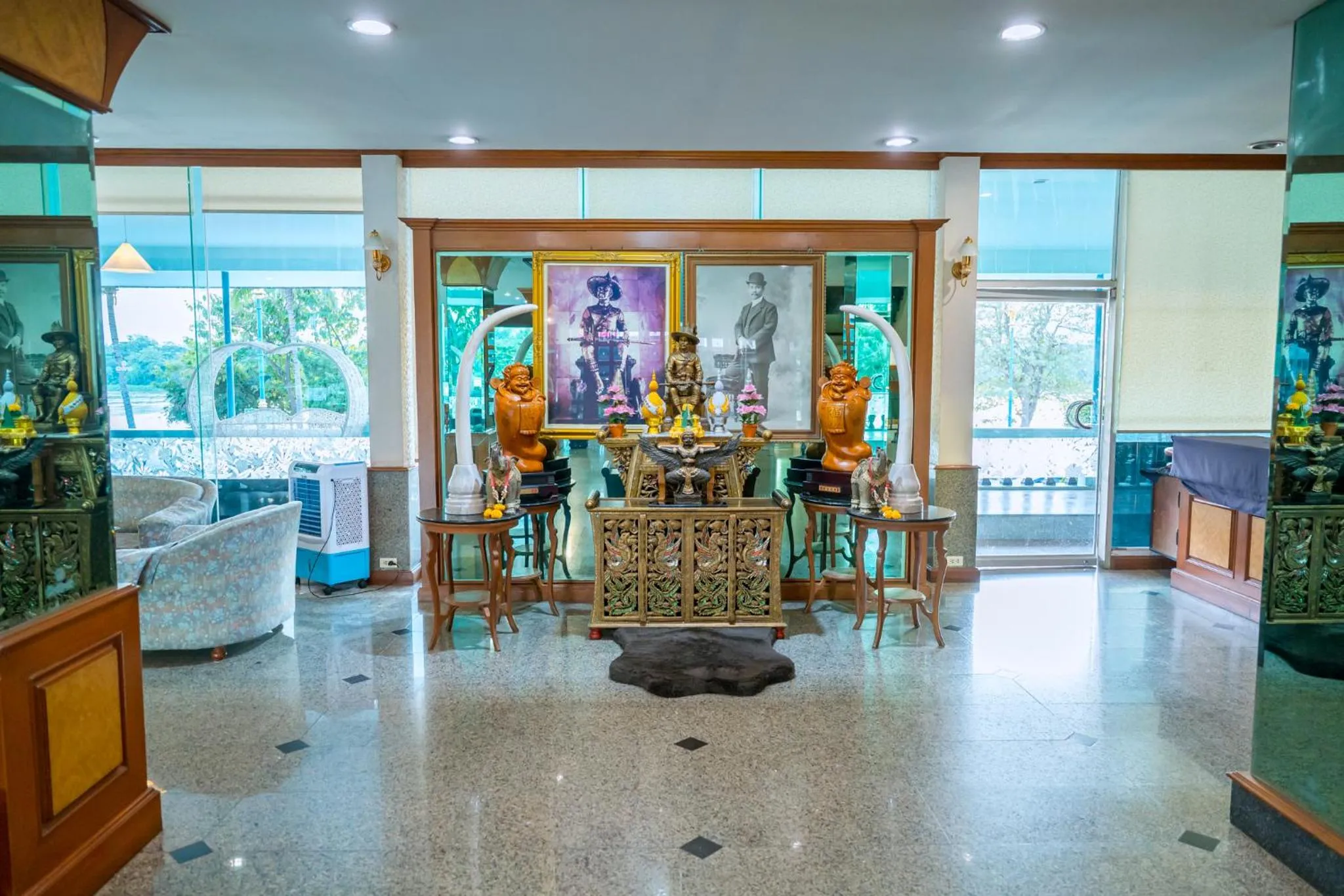 Viang Tak Riverside Hotel