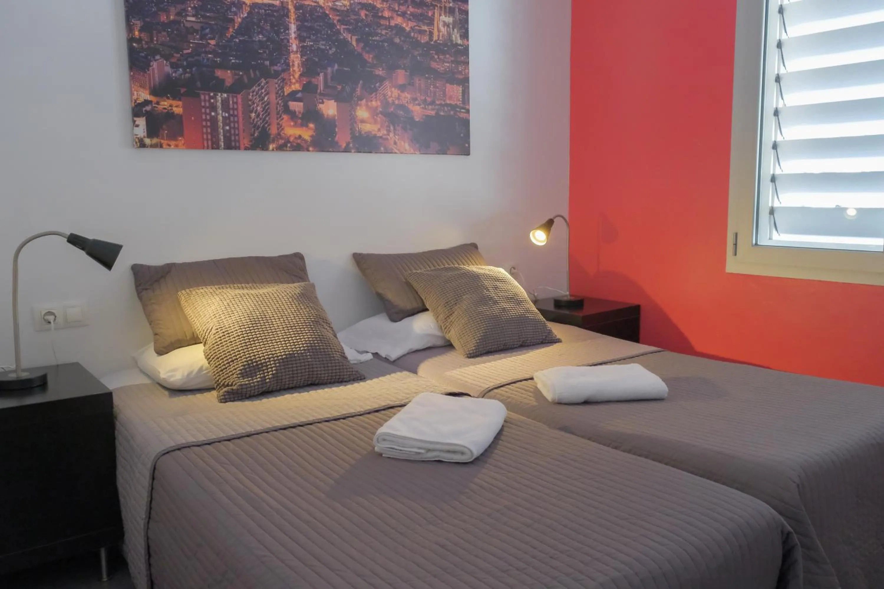 Bedroom, Bed in HelloBCN Youth Hostel Barcelona