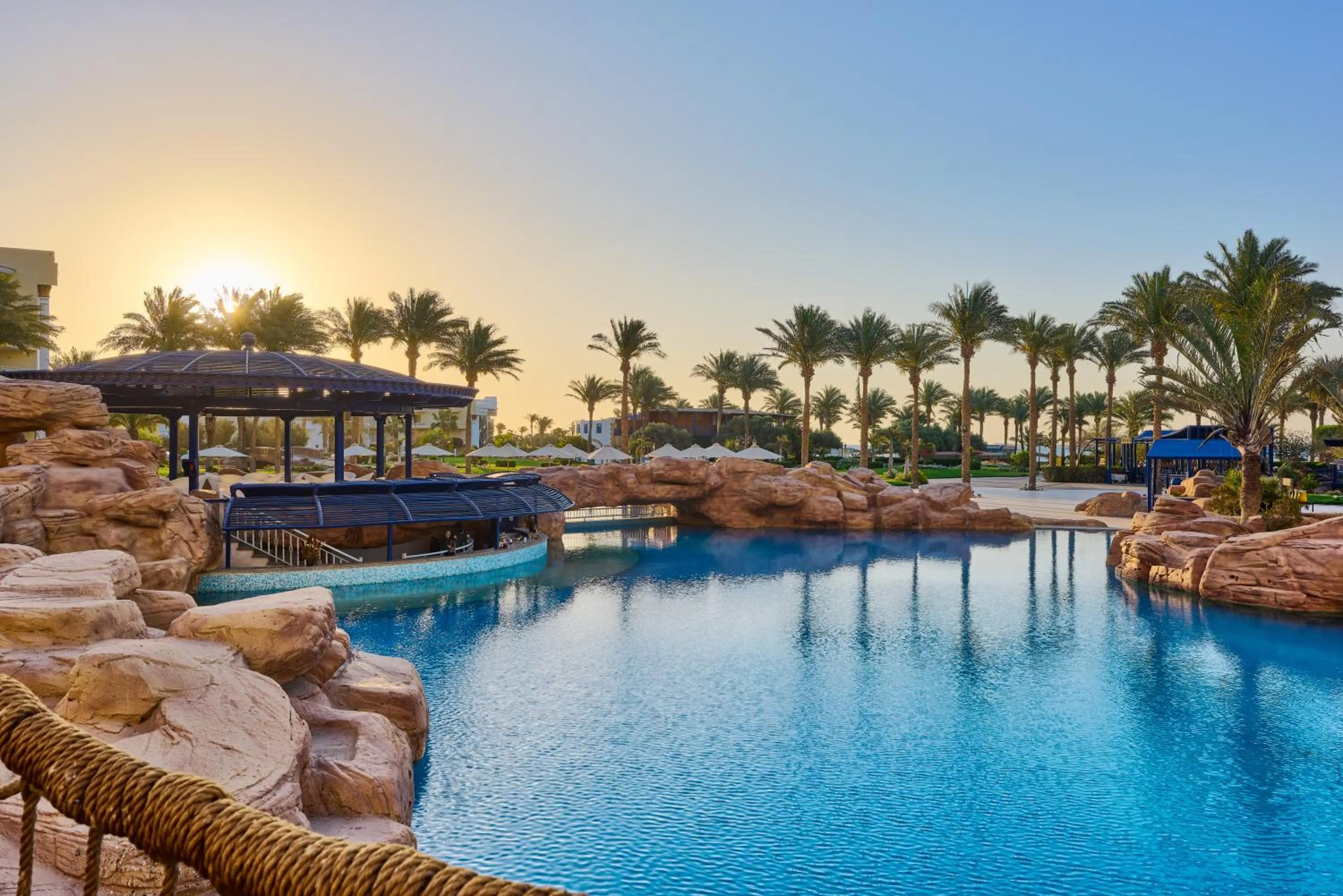 Lounge or bar in Palm Royale Resort - Soma Bay