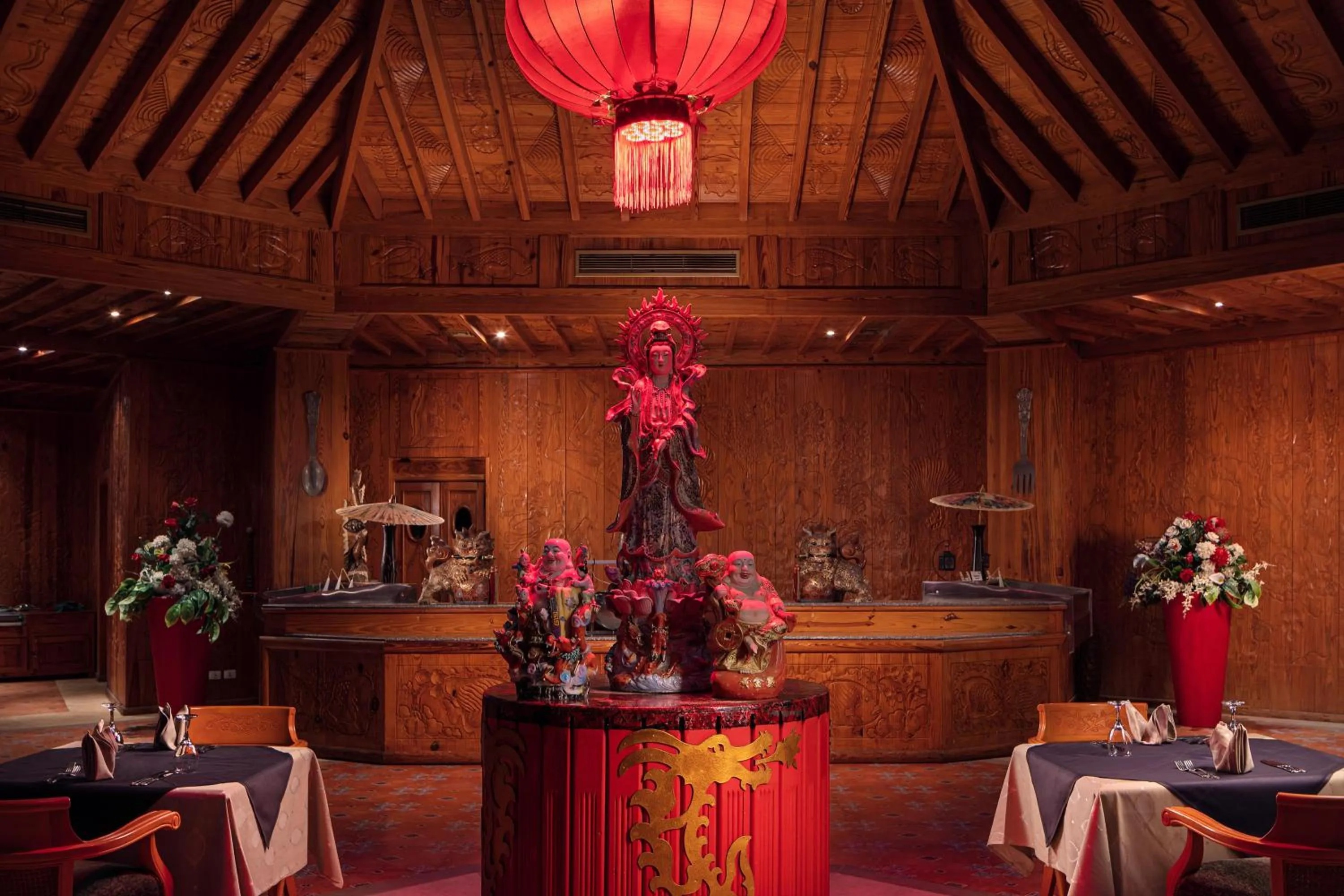 Restaurant/places to eat in Palm Royale Resort - Soma Bay