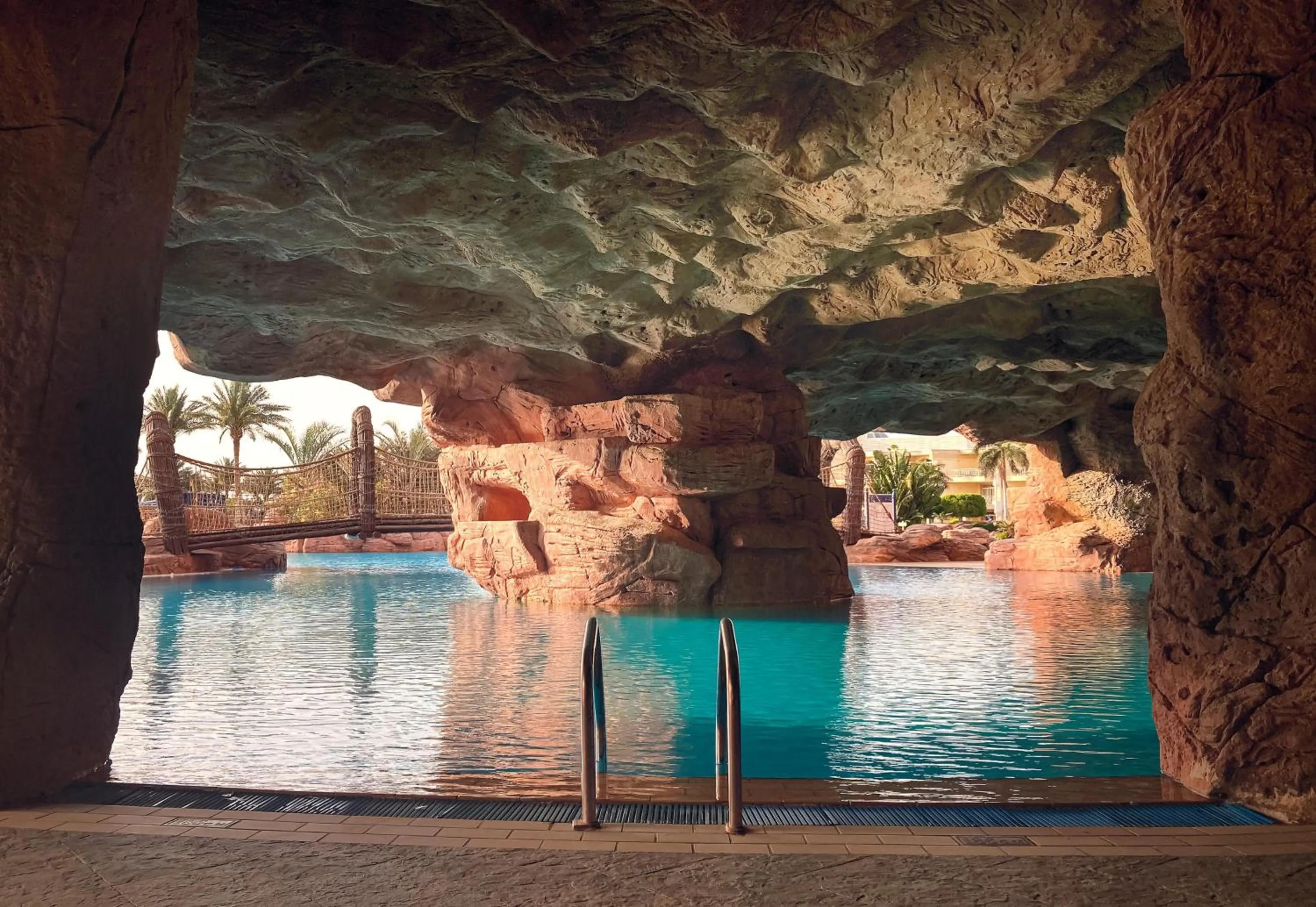 Swimming pool in Palm Royale Resort - Soma Bay