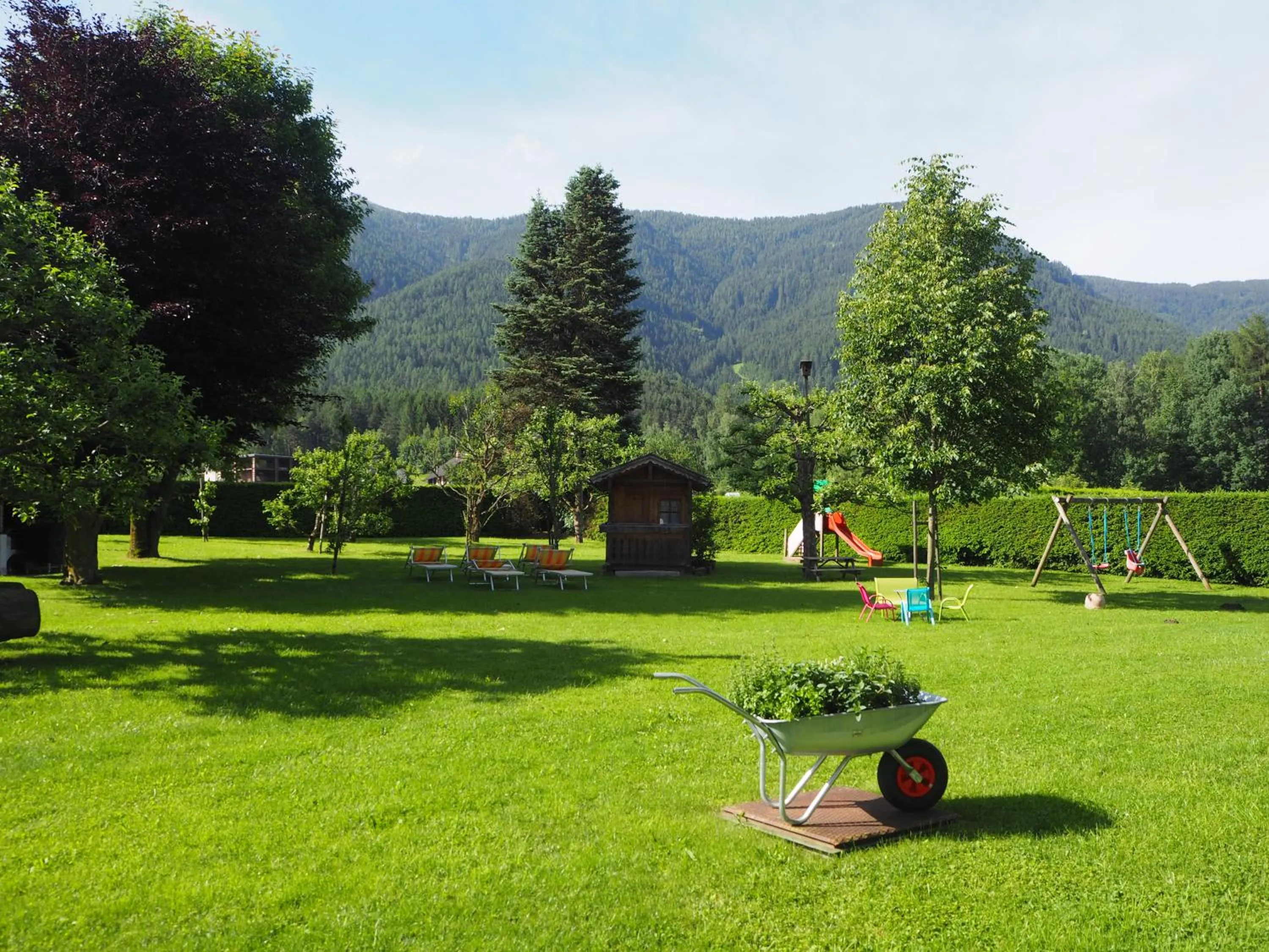 Garden in Garni Volgger