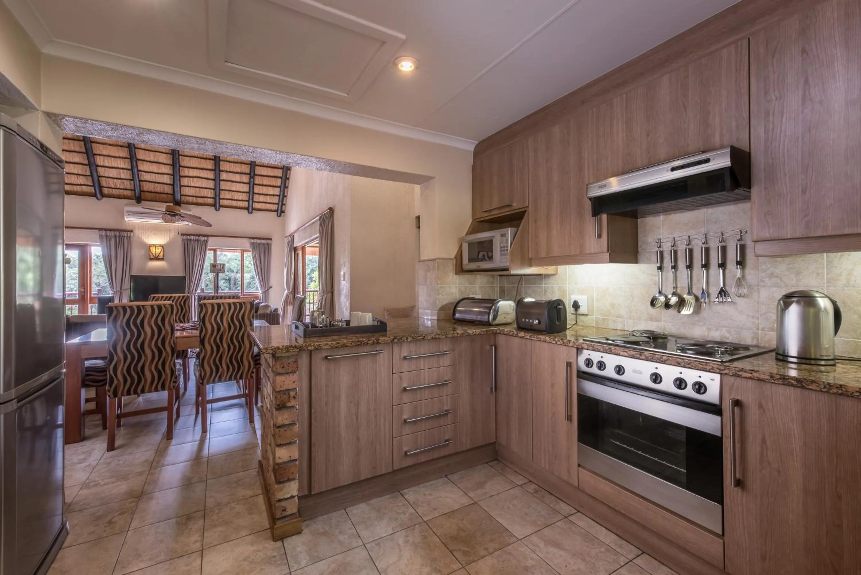 Kitchen or kitchenette in Kruger Park Lodge Unit No. 277