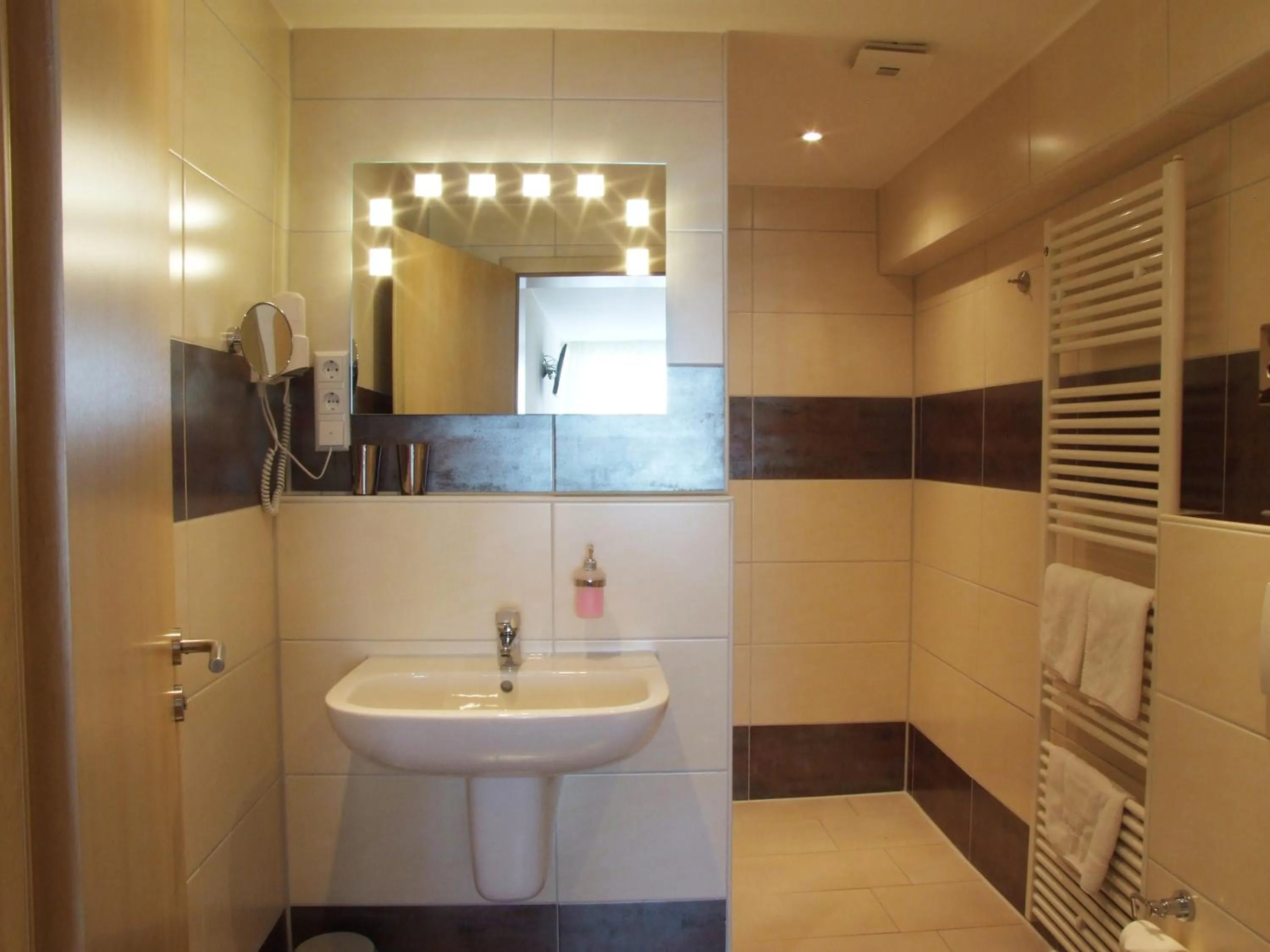 Bathroom in Boutique Hotel Wolfsburg