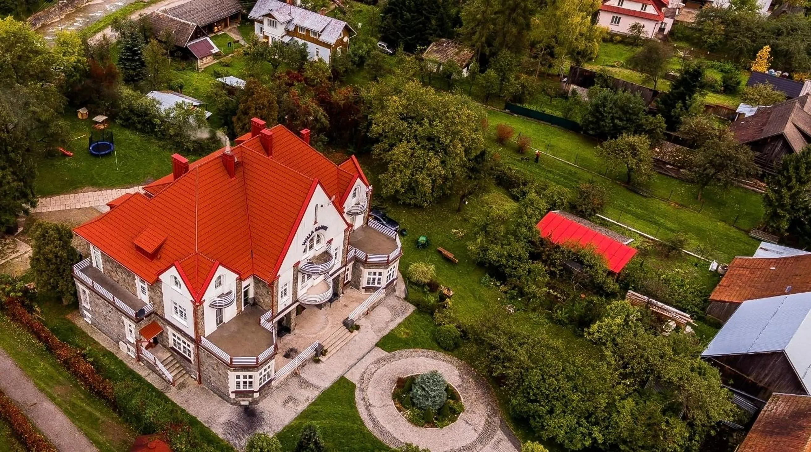 Bird's eye view in Willa Granit