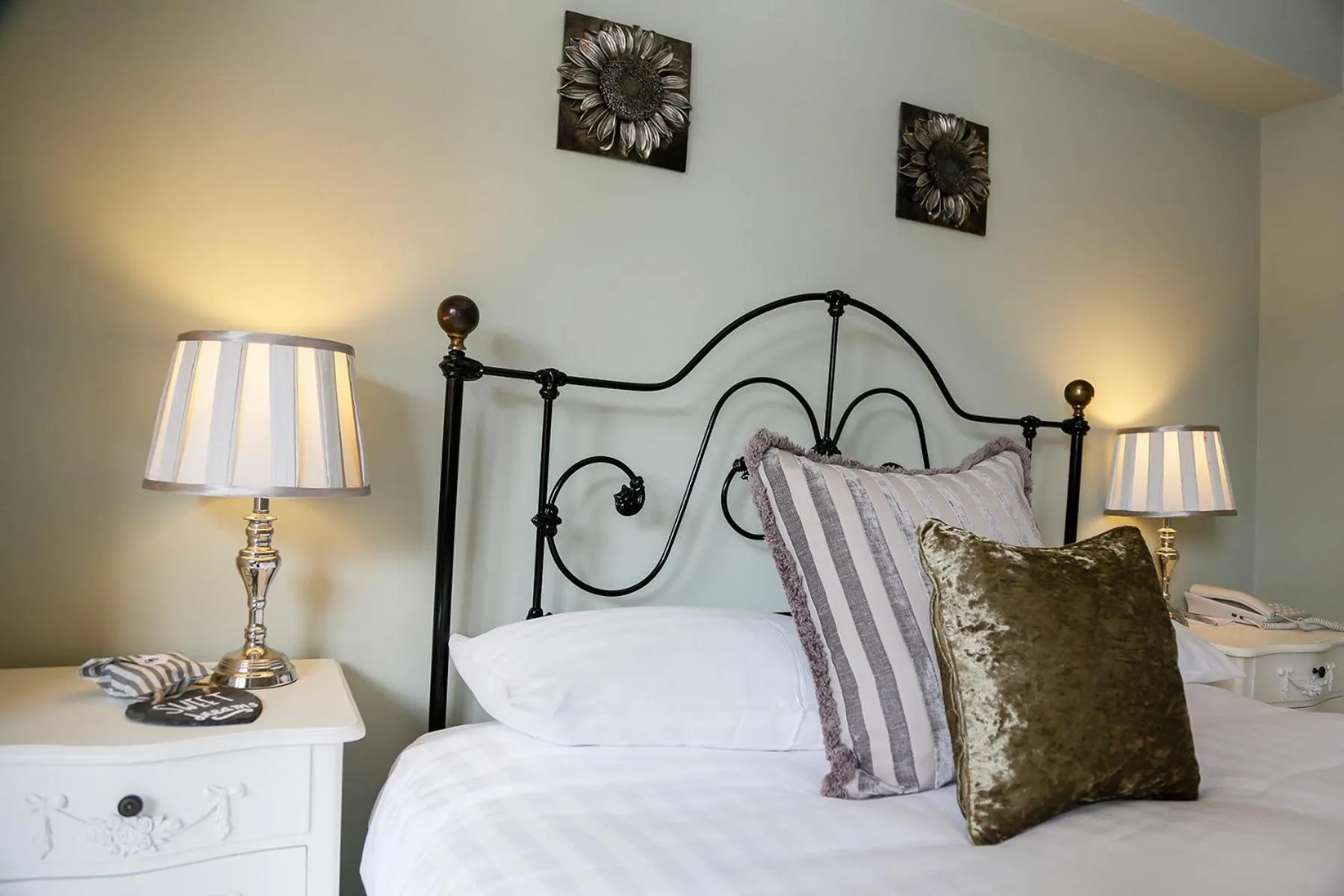 Decorative detail, Bed in The Miller of Mansfield