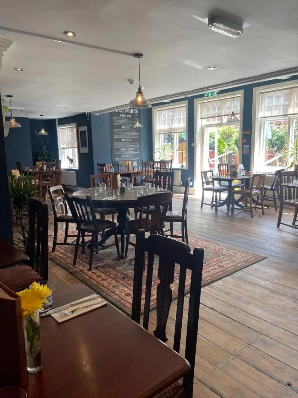 Restaurant/places to eat in The Miller of Mansfield