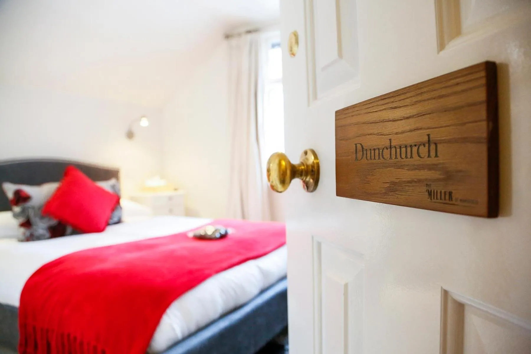 Photo of the whole room, Bed in The Miller of Mansfield