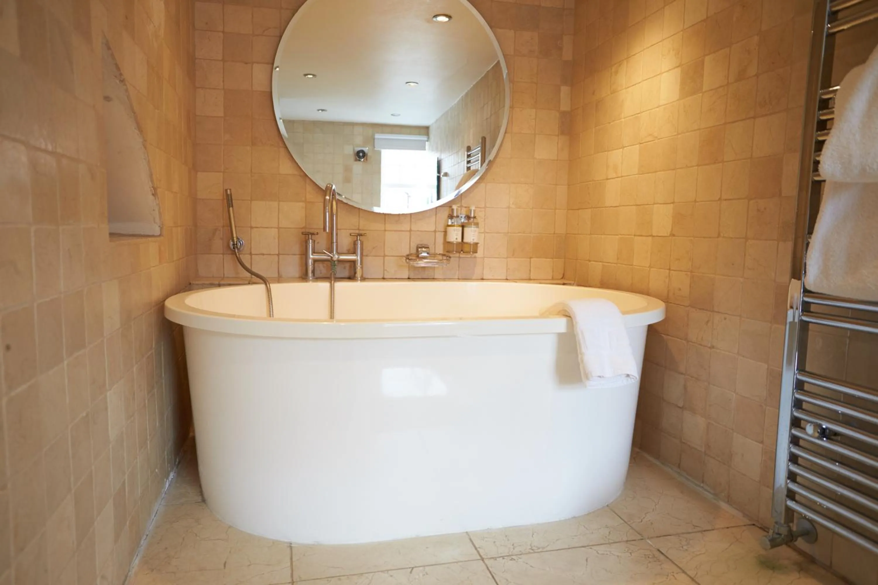 Bathroom in The Miller of Mansfield