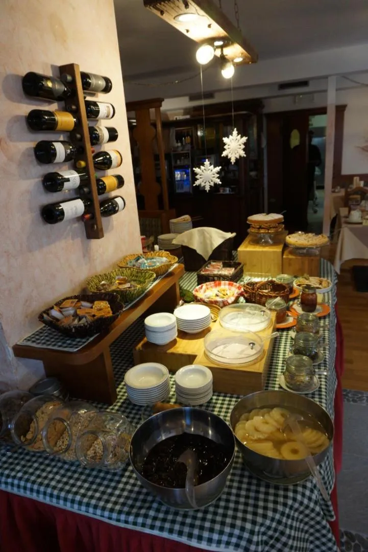 Buffet breakfast in Hotel Biancaneve