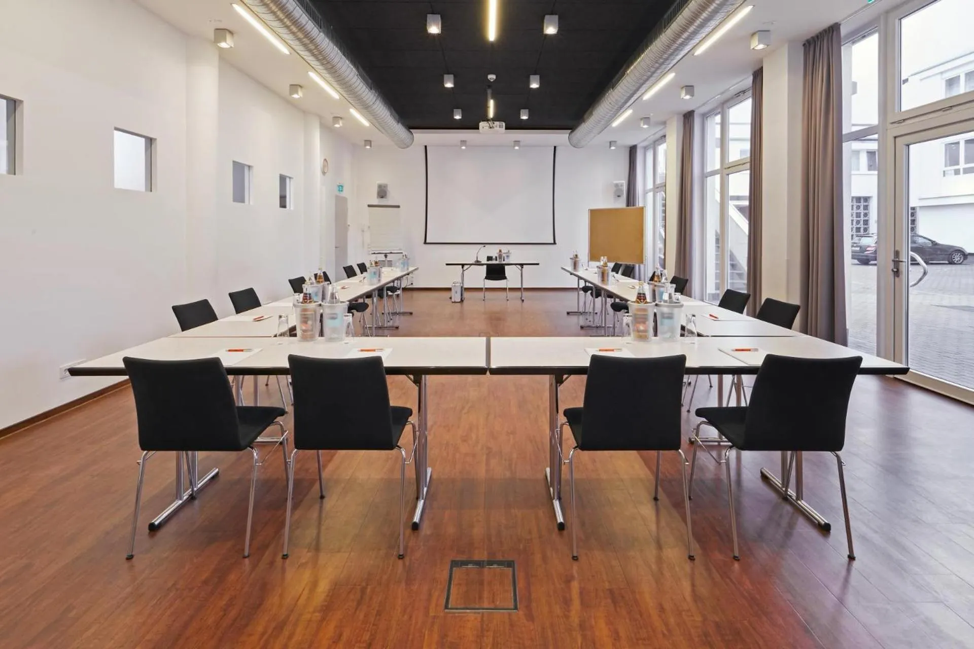 Meeting/conference room in Townhouse Düsseldorf
